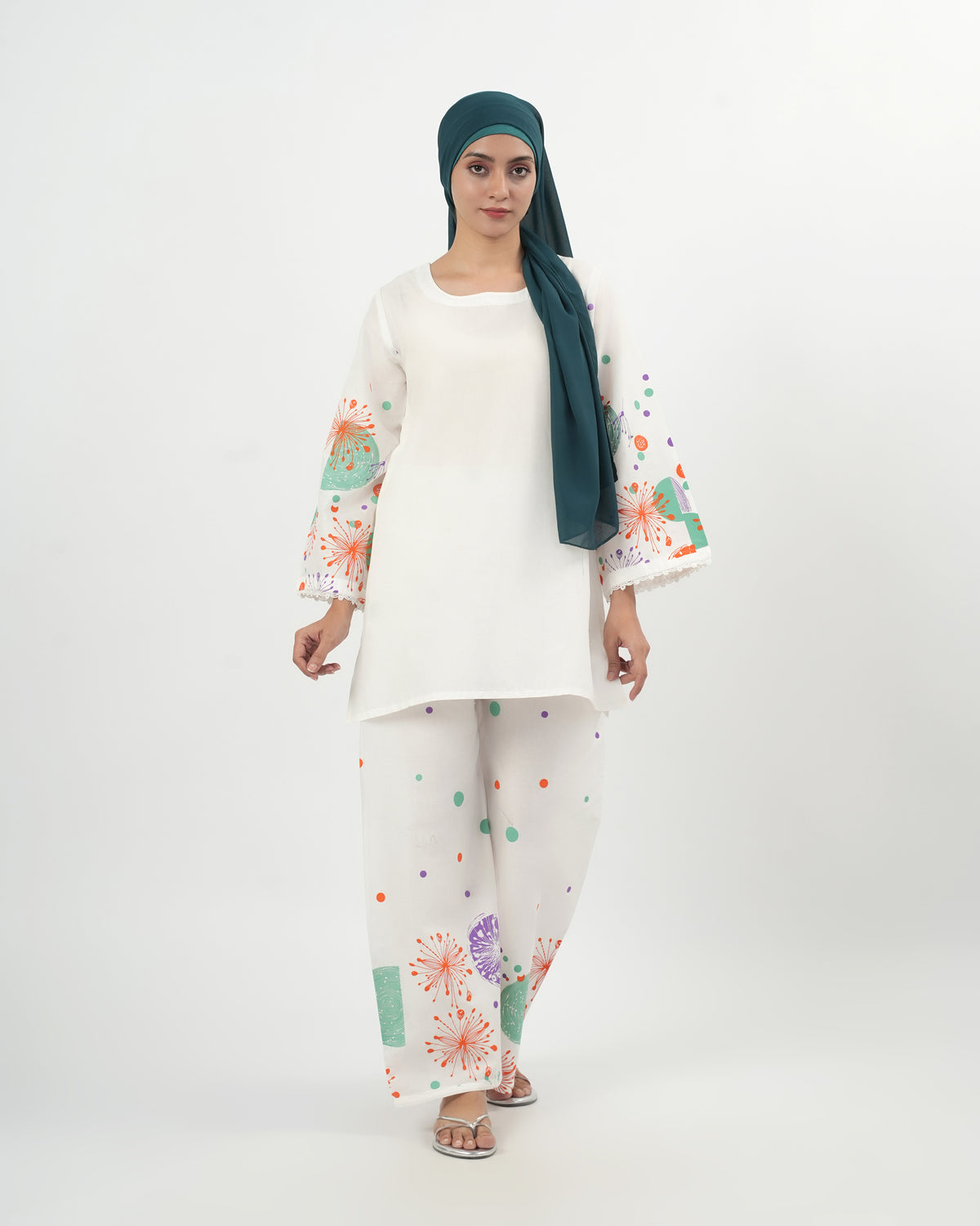 Valuables Women's Screen Printed 2Pc Suit