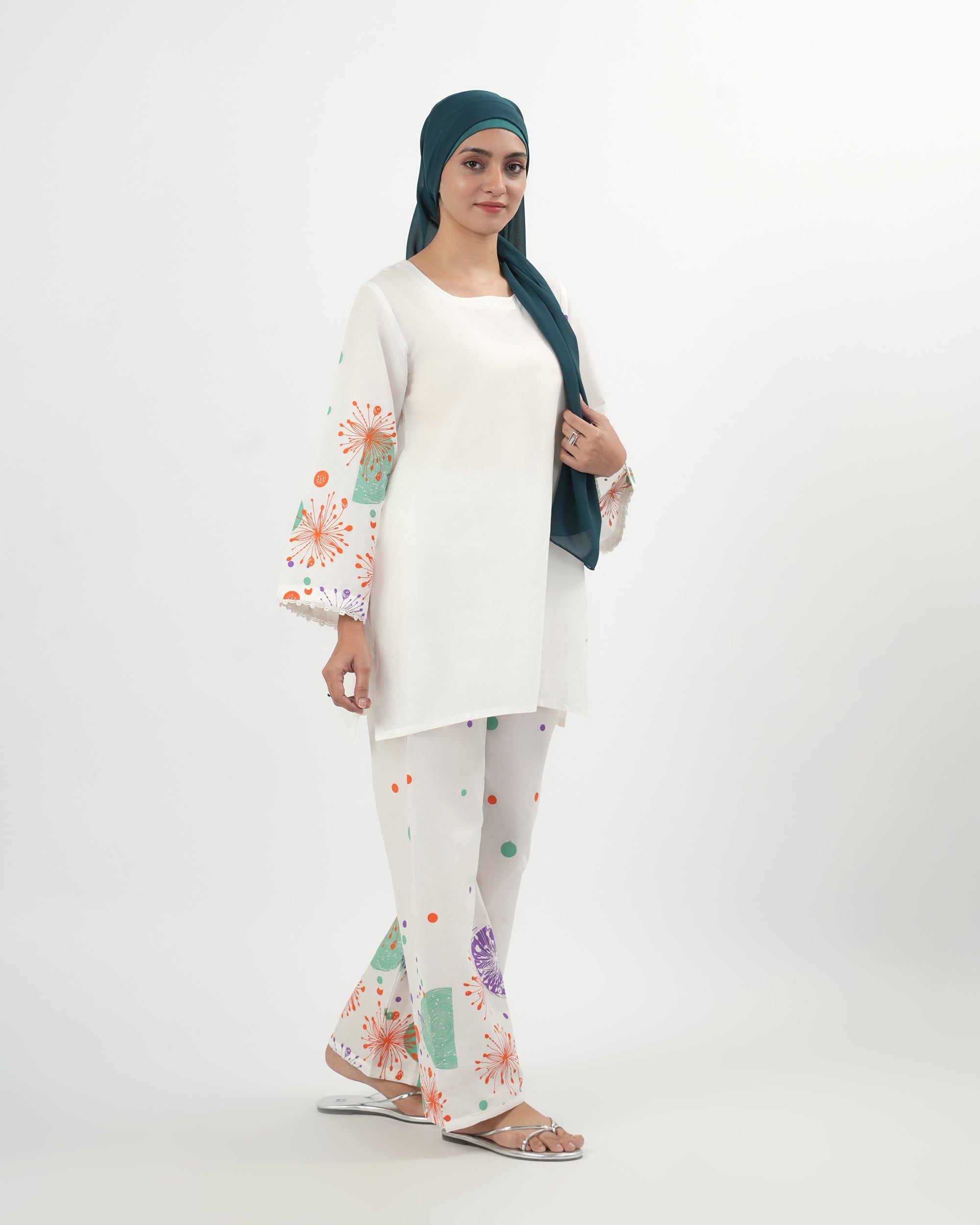 Valuables Women's Screen Printed 2Pc Suit