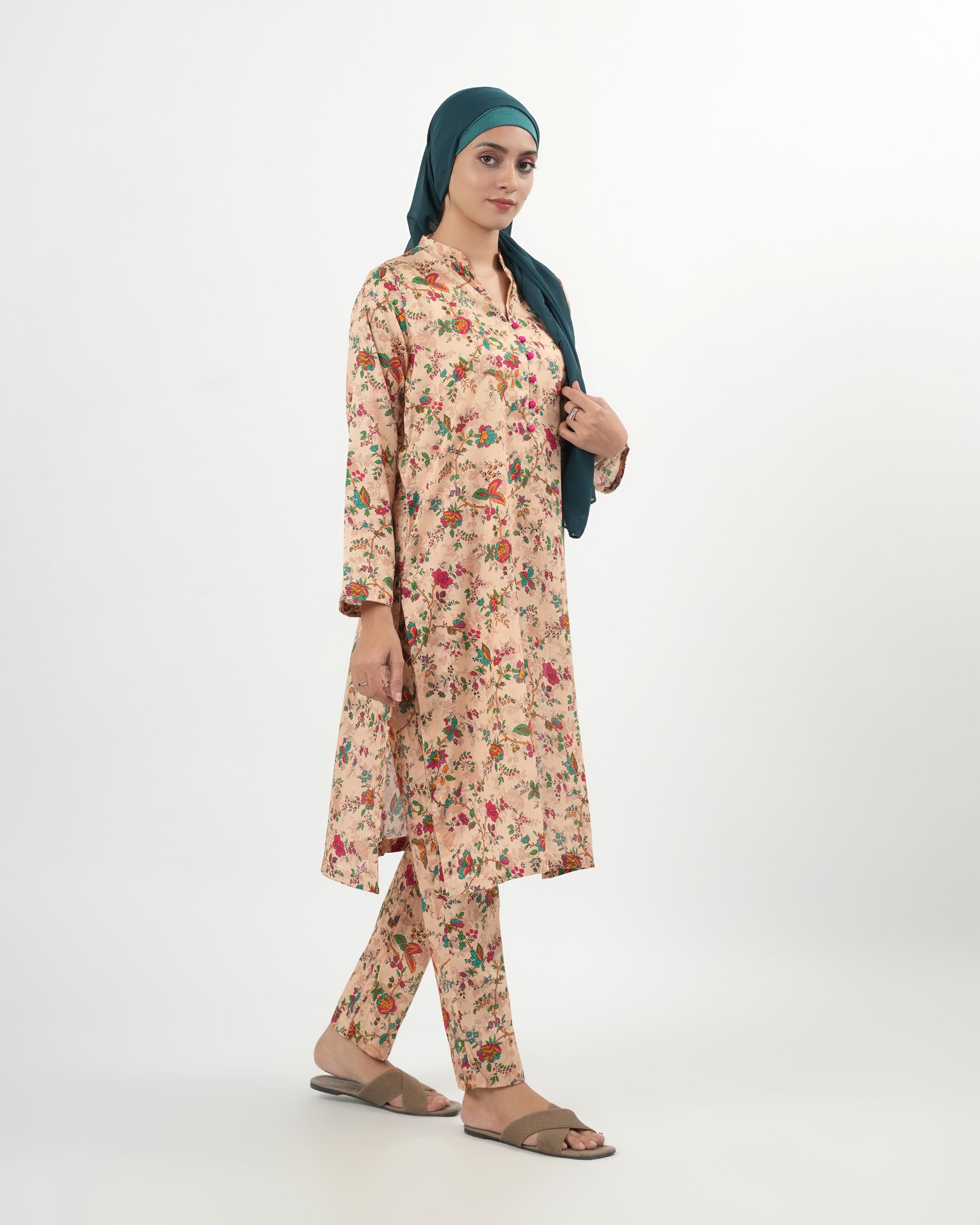 Valuables Women’s Printed Lawn 2 Pcs Suit