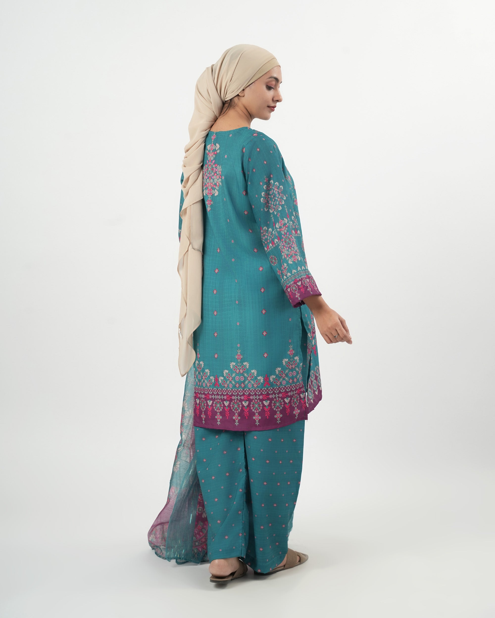 Valuables Women's Printed 3 Pc Suit