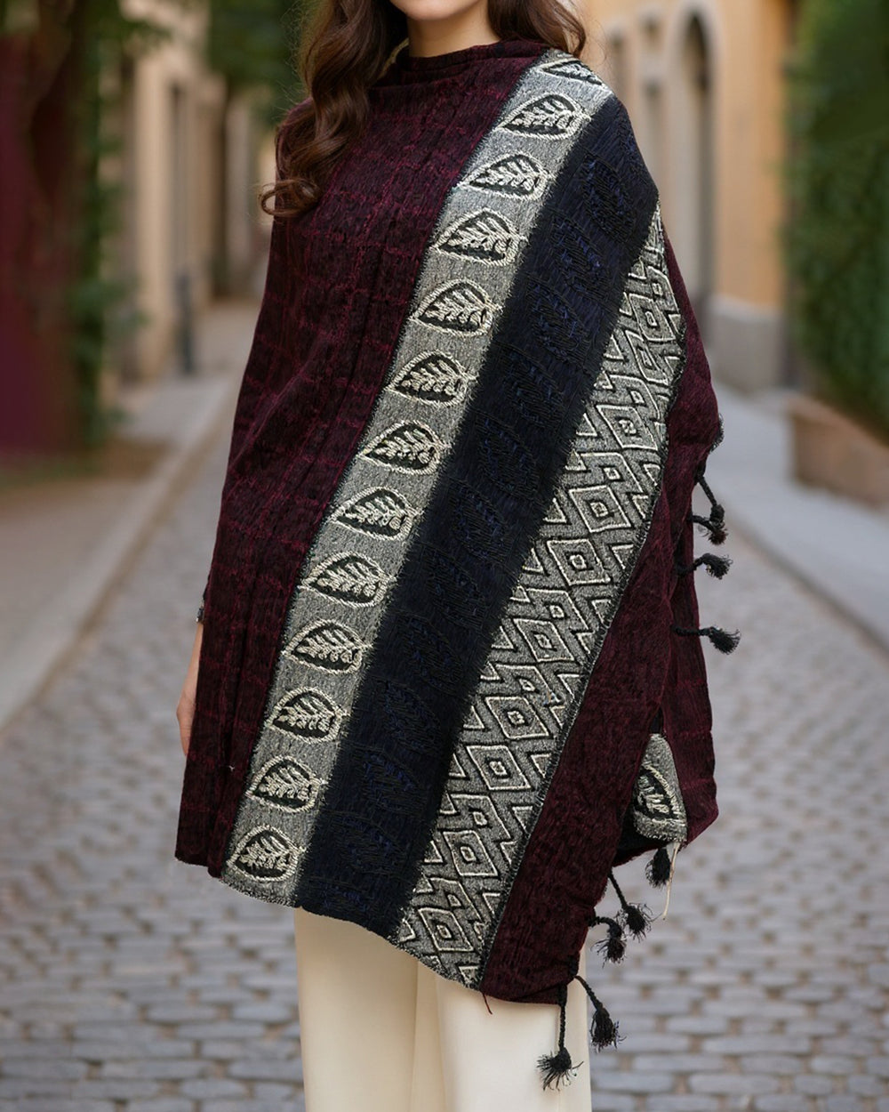 Women Velvet Shawl, Women Shawls & Scarves, Chase Value, Chase Value