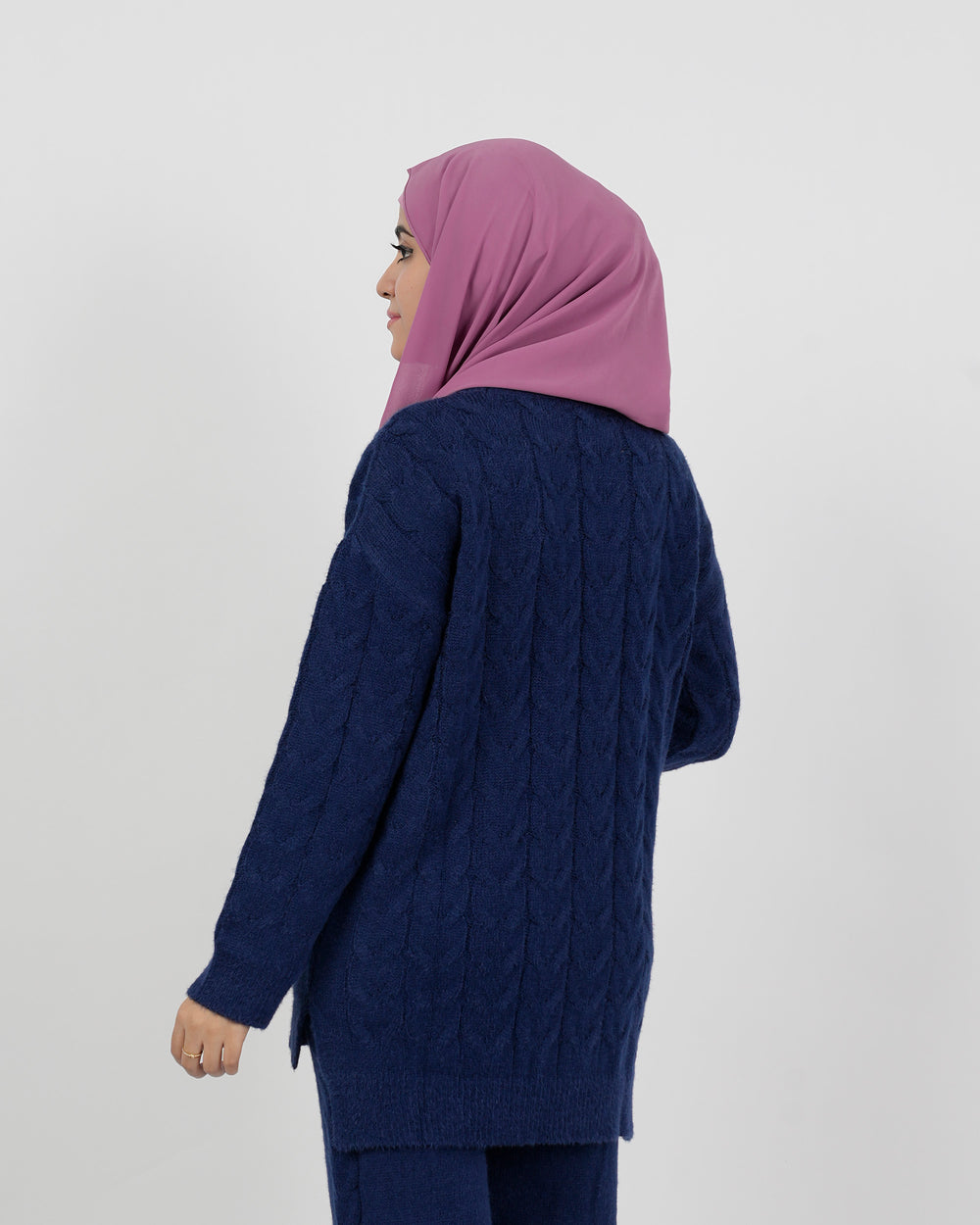 Eminent Women Sweater Suit, Women Sweaters, Eminent, Chase Value