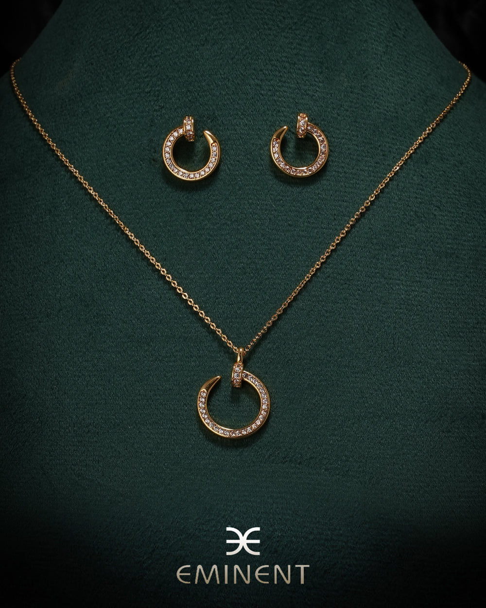 Eminent Women's Locket Set