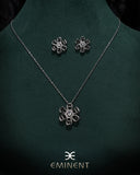 Eminent Women's Locket Set