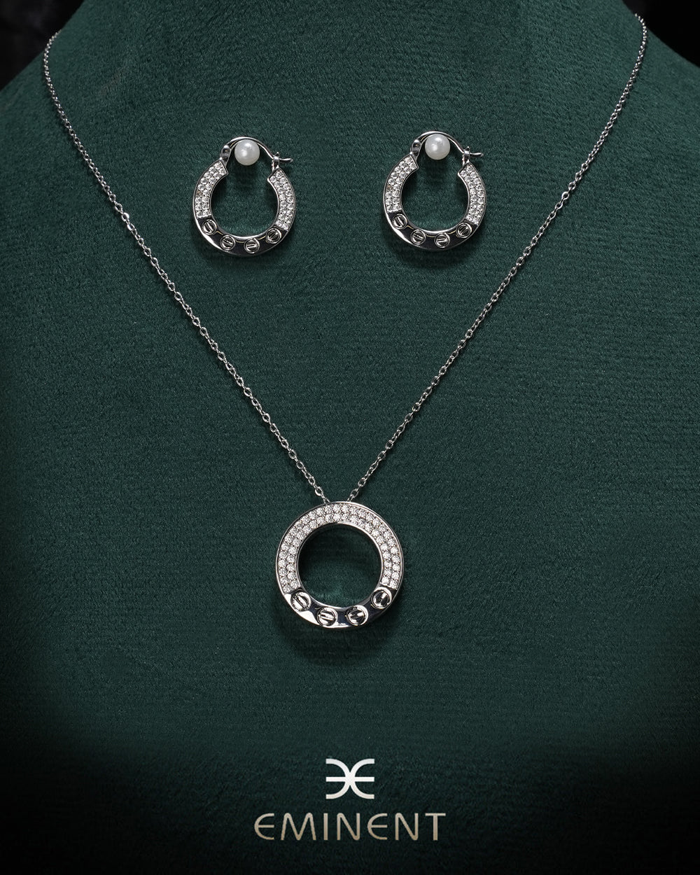 Eminent Women's Locket Set
