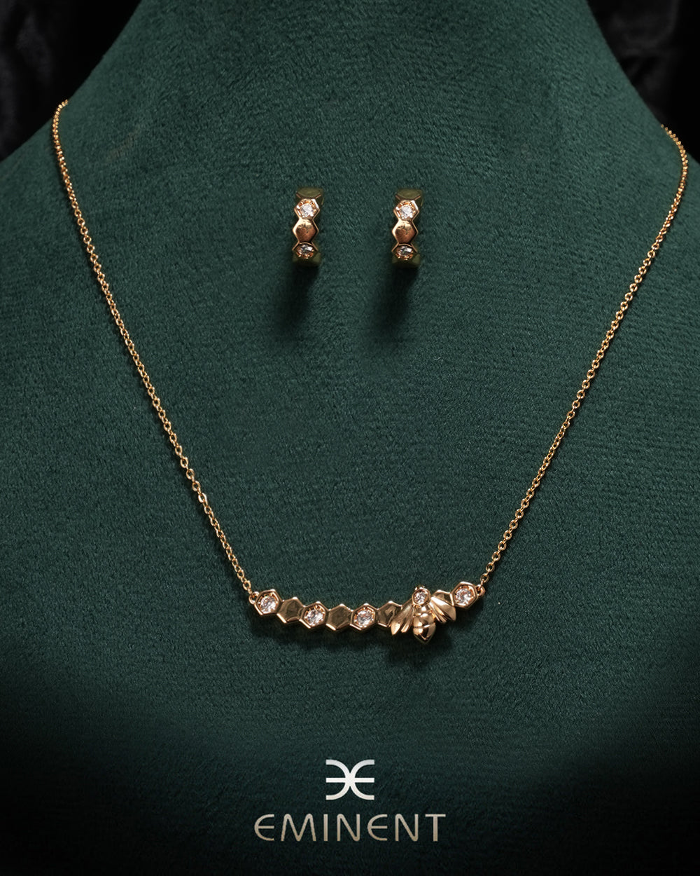 Eminent Women's Locket Set