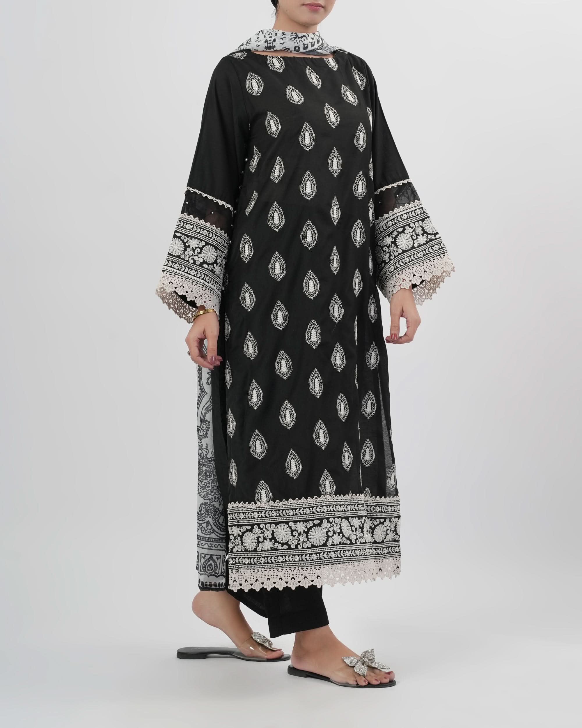 Eminent Women’s Embroidered Signature 3 Pcs Suit, Women Shalwar Suits, Eminent, Chase Value