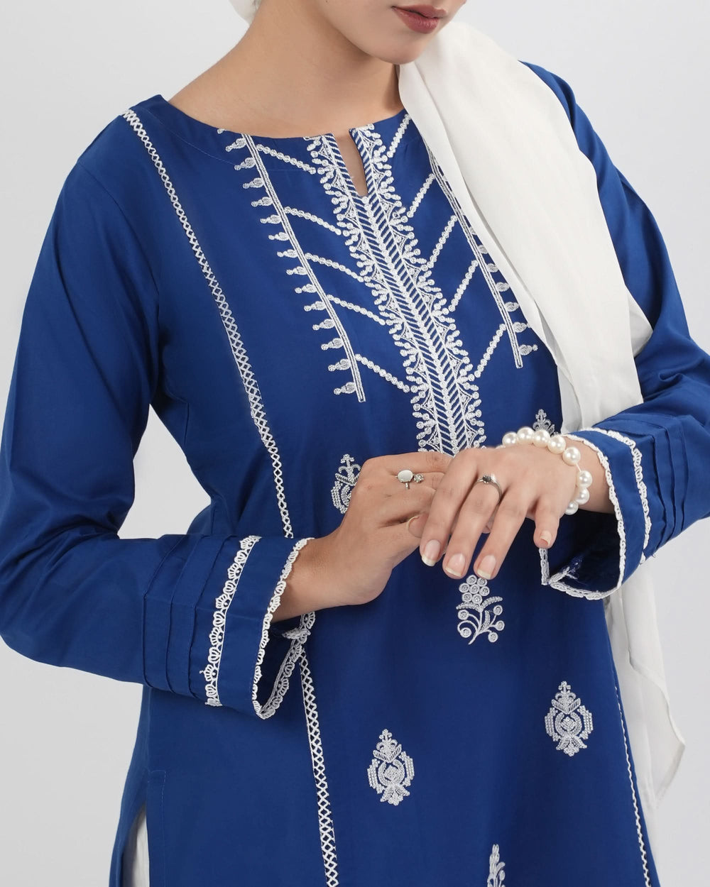 Valuables Women Embroidered Kurti, Women Ready Kurtis, Chase Value, Chase Value