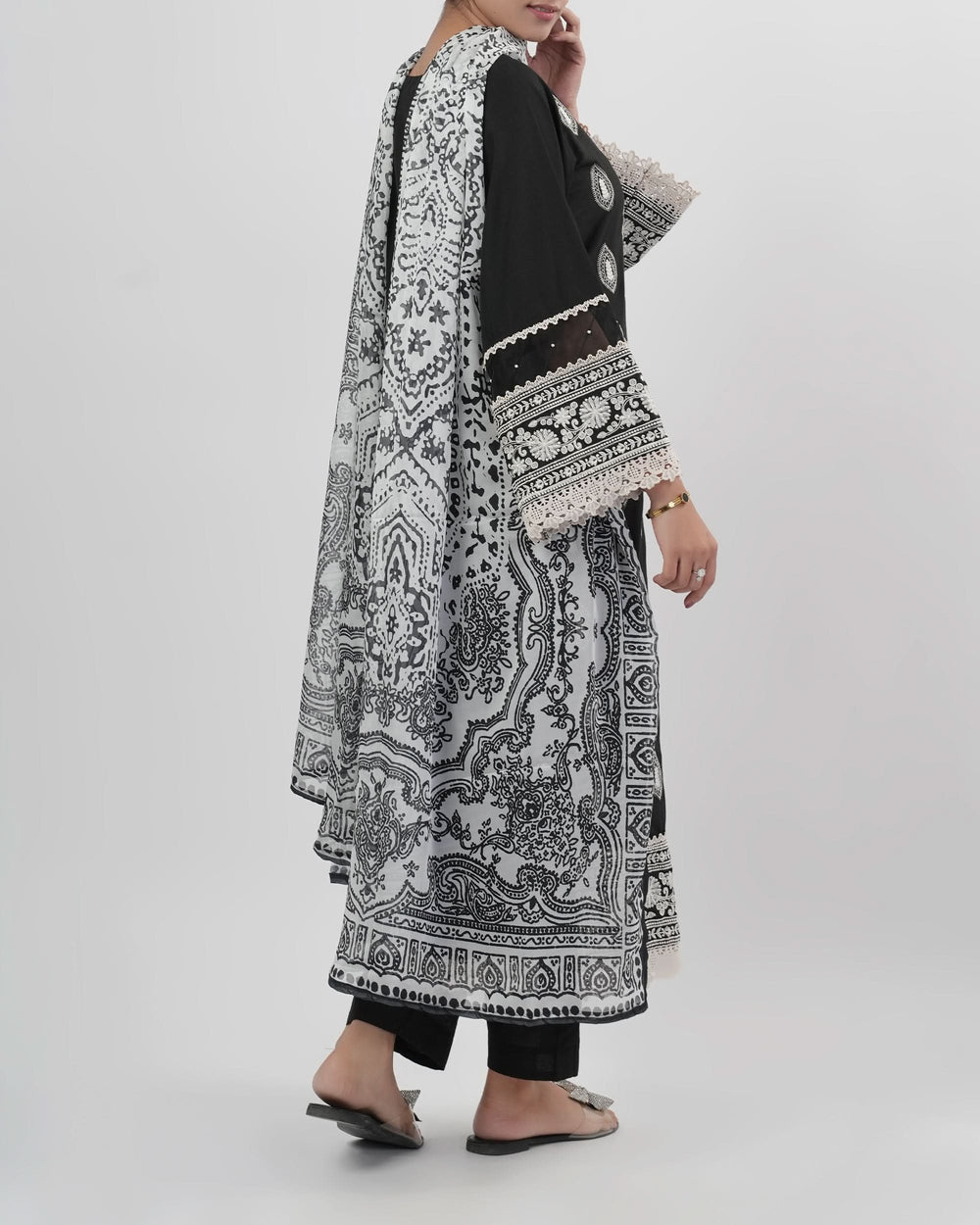 Eminent Women’s Embroidered Signature 3 Pcs Suit, Women Shalwar Suits, Eminent, Chase Value