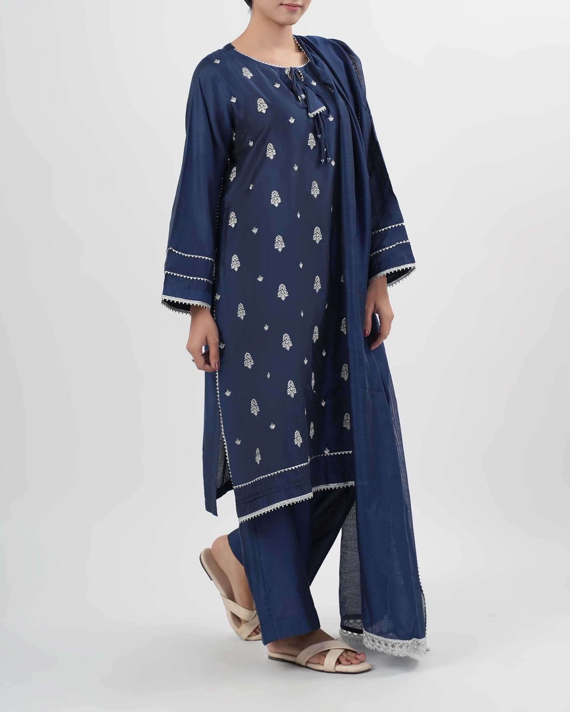 Eminent Women’s Ethnic Embroidered 3 Pcs Suit, Women Shalwar Suits, Eminent, Chase Value
