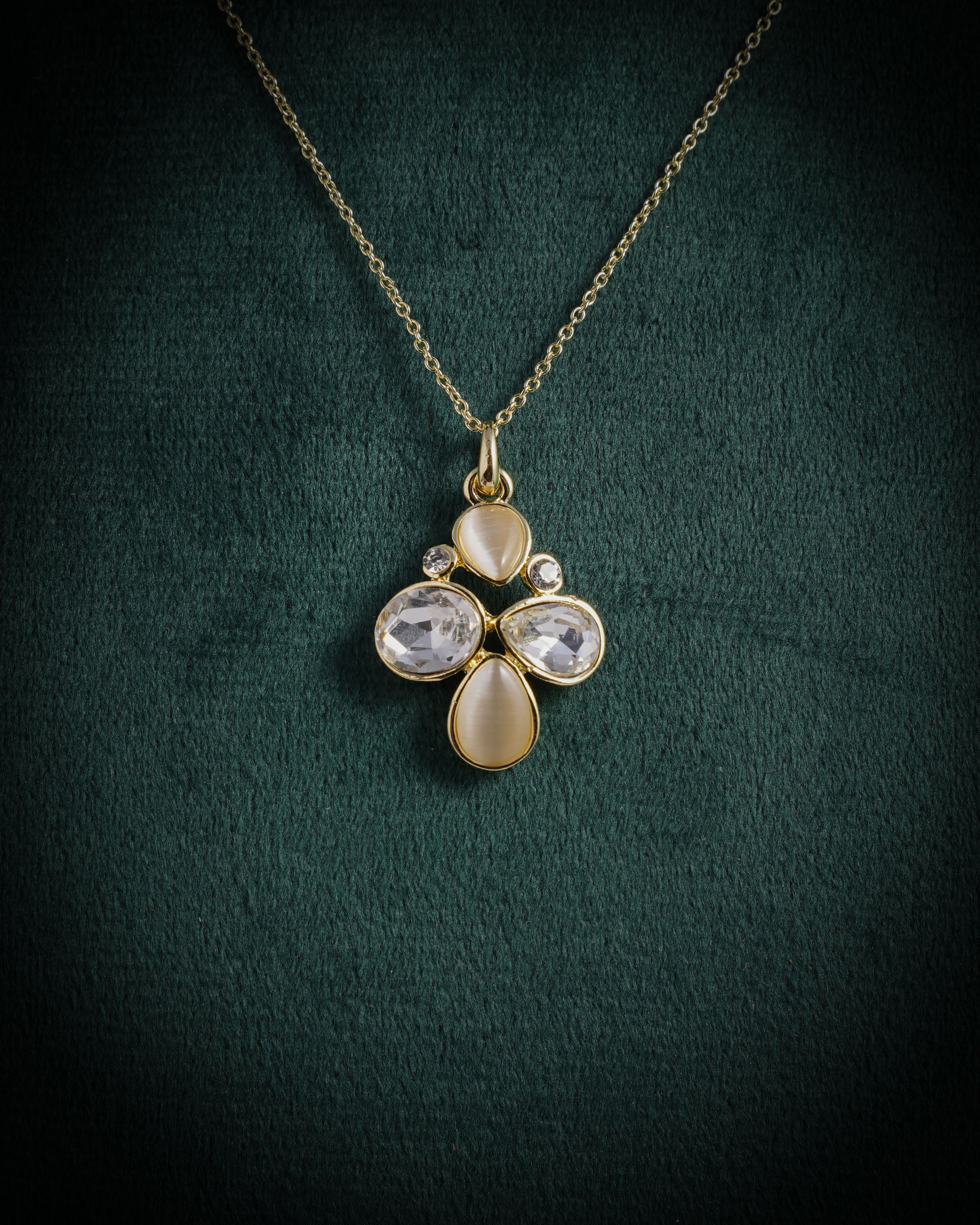 Eminent Women's Chain Locket Earing Set, Girls Jewellery Sets, Eminent, Chase Value