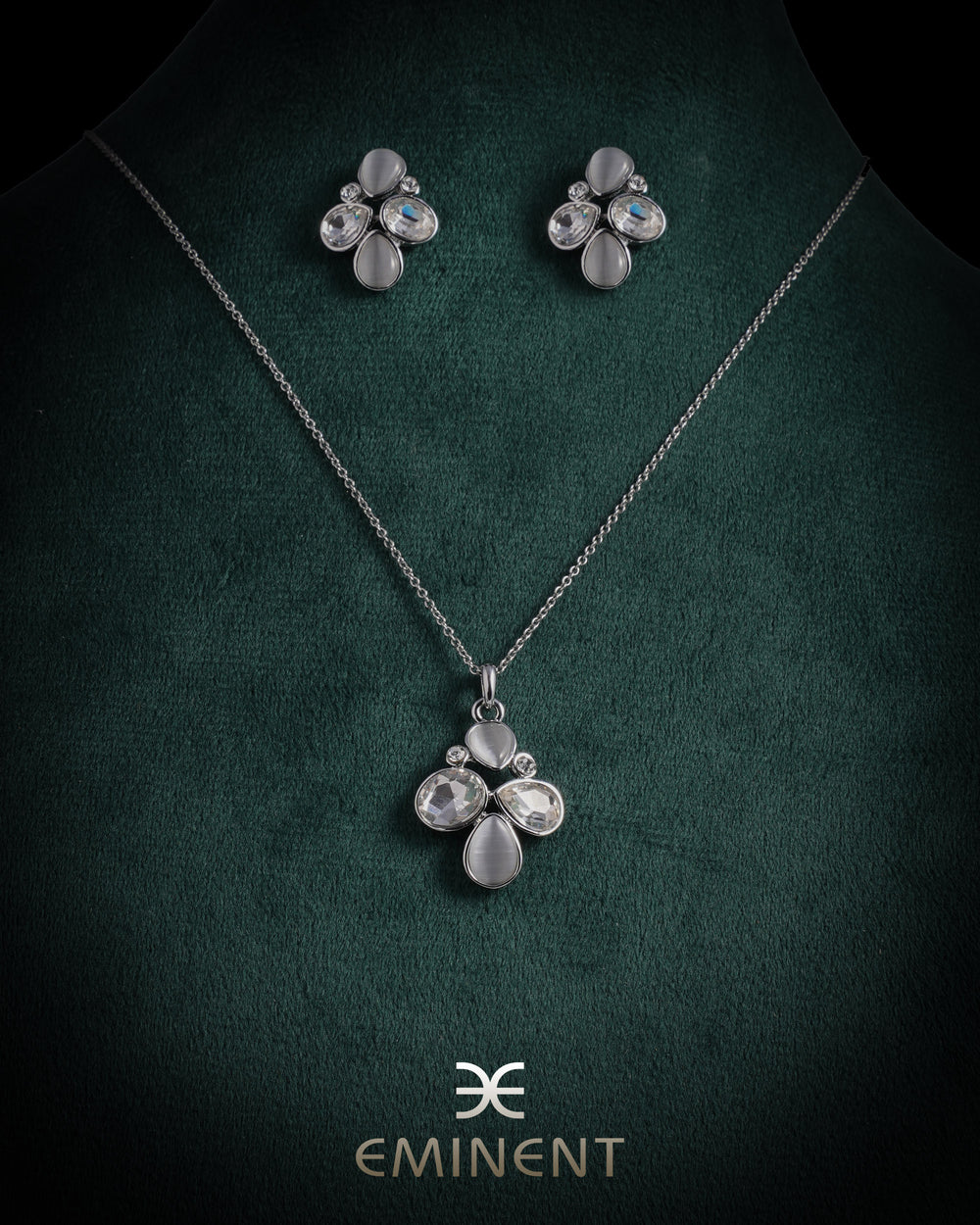 Eminent Women's Chain Locket Earing Set, Girls Jewellery Sets, Eminent, Chase Value