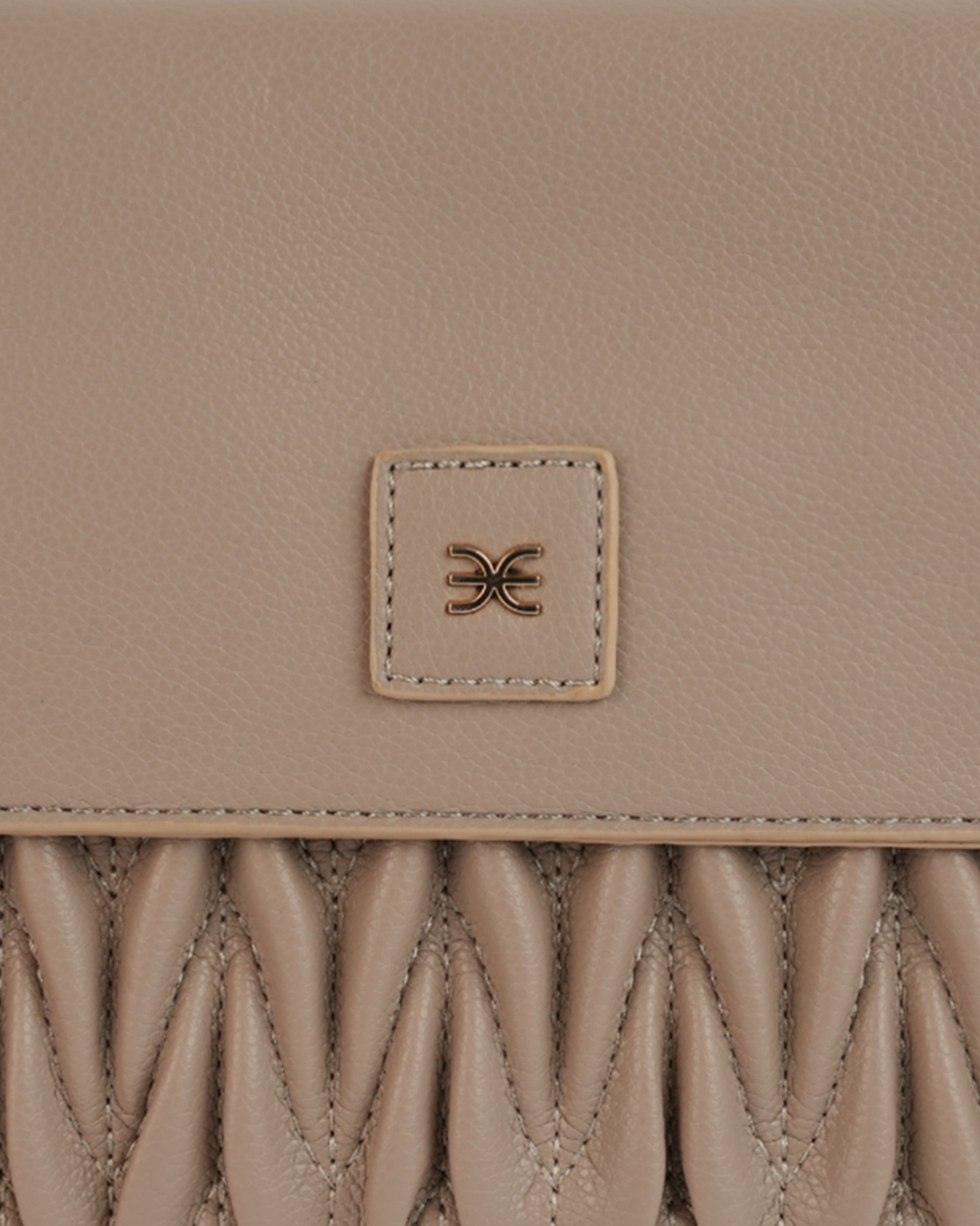 Eminent Women's Clutch