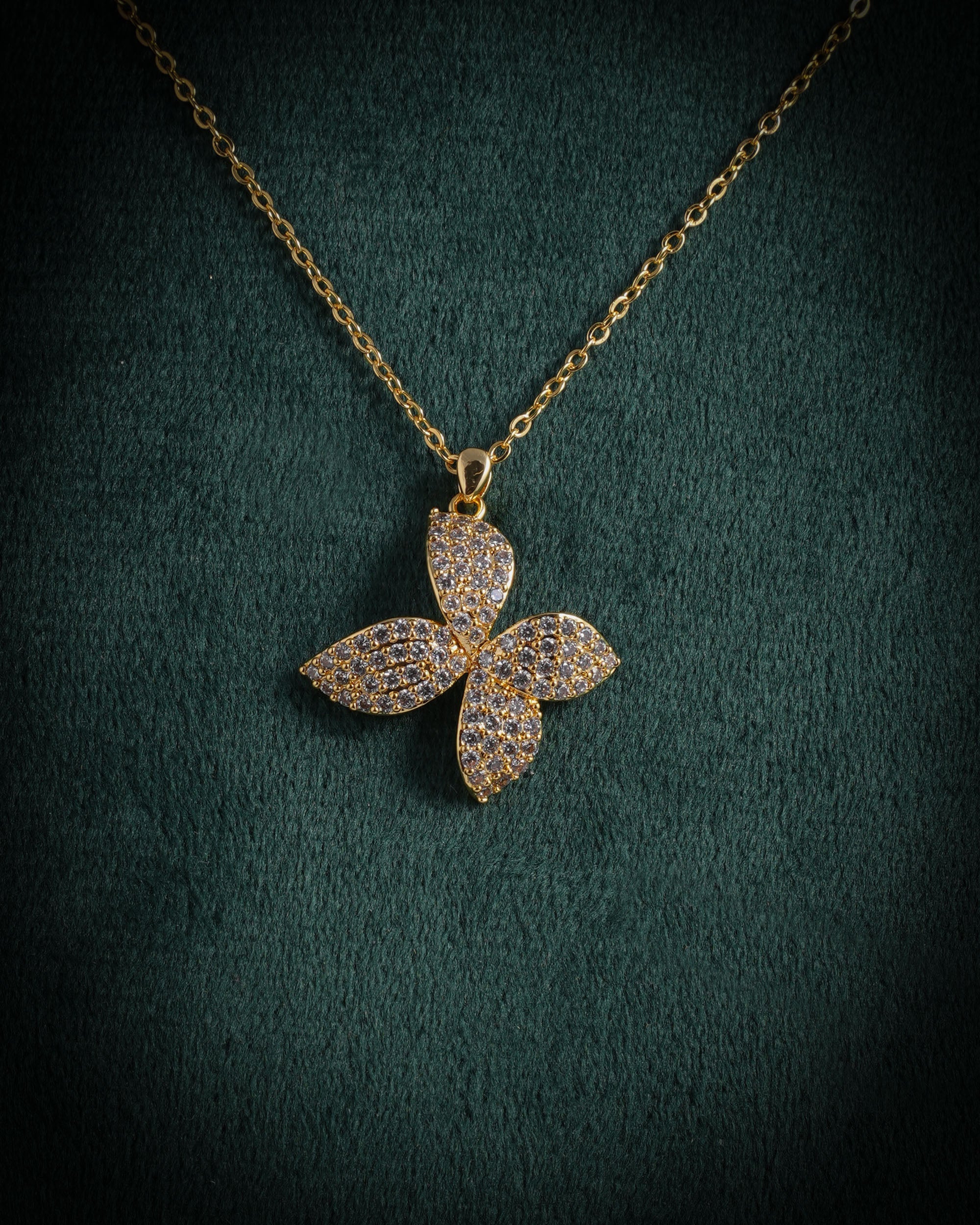 Eminent Women's Chain Locket Earing Set, Girls Jewellery Sets, Eminent, Chase Value