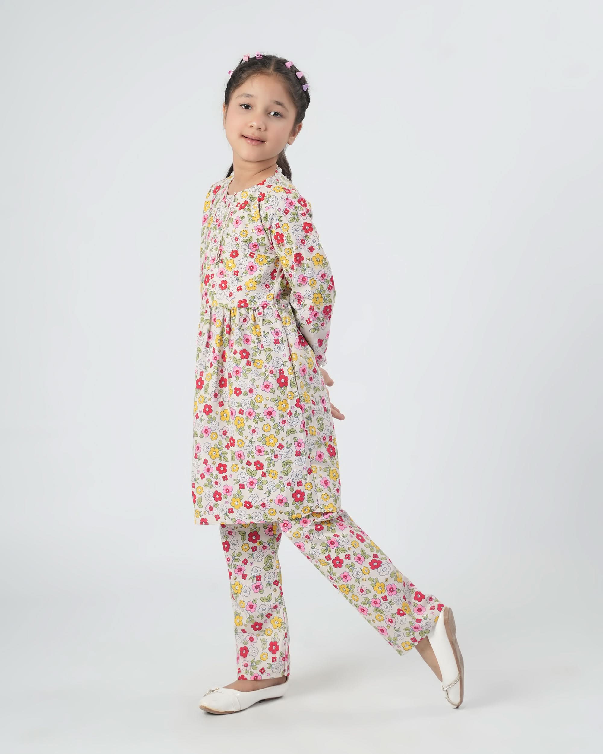 Girls Shalwar Kameez Suit, Girls Shalwar Kameez, Chase Value, Chase Value