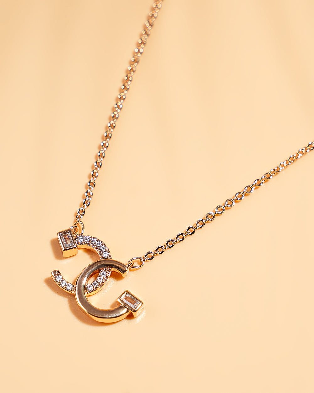 Eminent Women's Locket Set