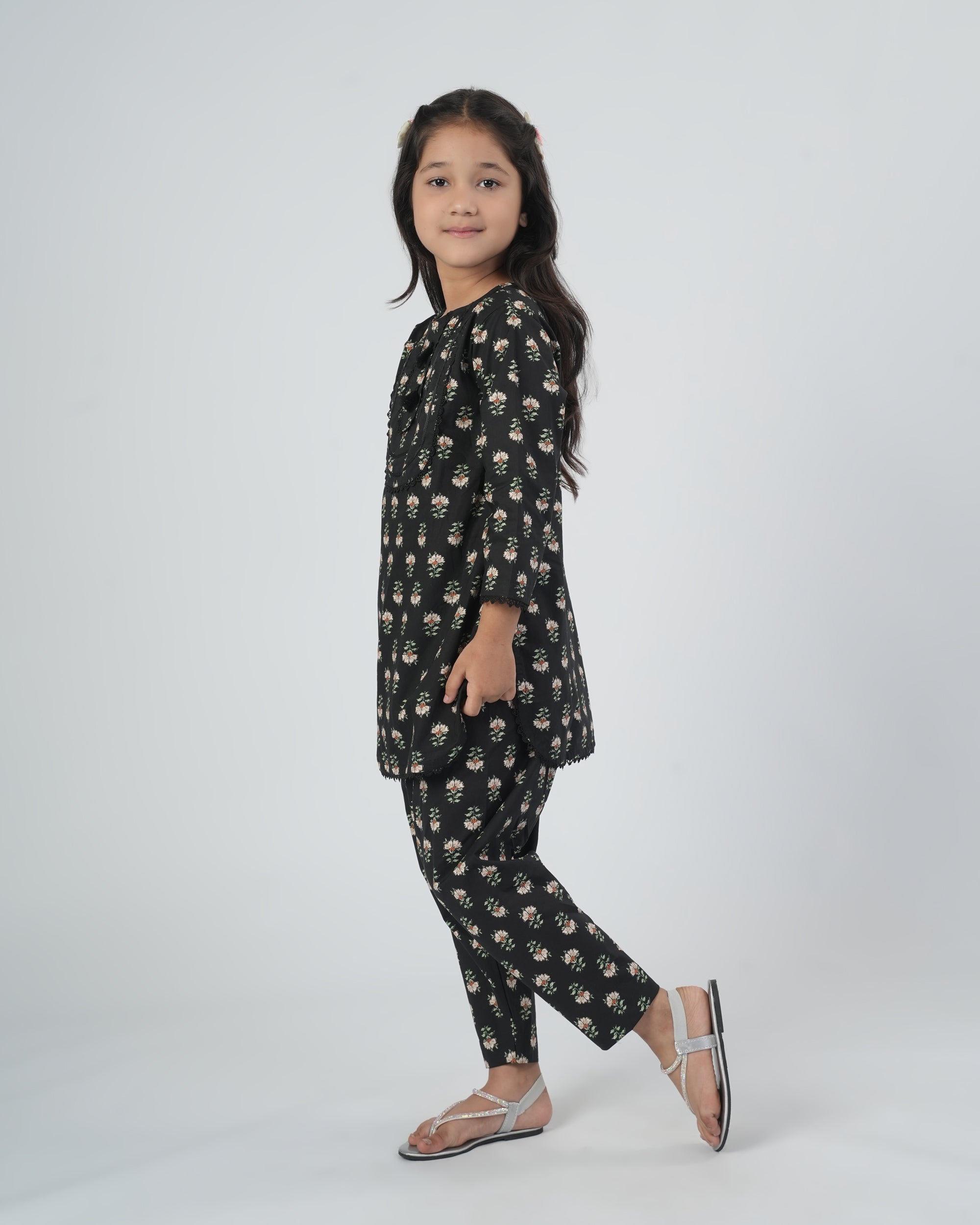 Valuables Girls Shalwar Kameez, Girls Shalwar Kameez, Chase Value, Chase Value
