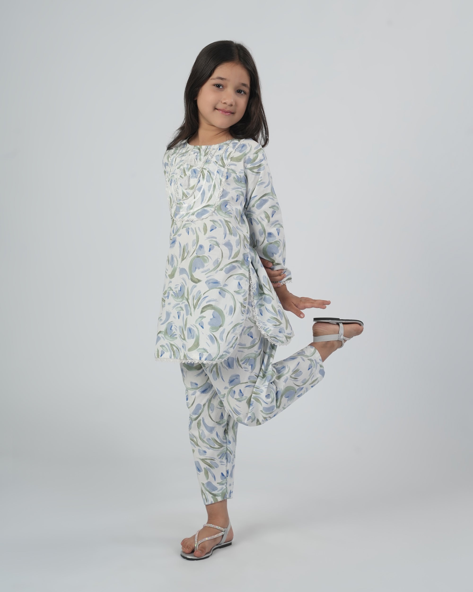 Valuables Girls Shalwar Kameez, Girls Shalwar Kameez, Chase Value, Chase Value