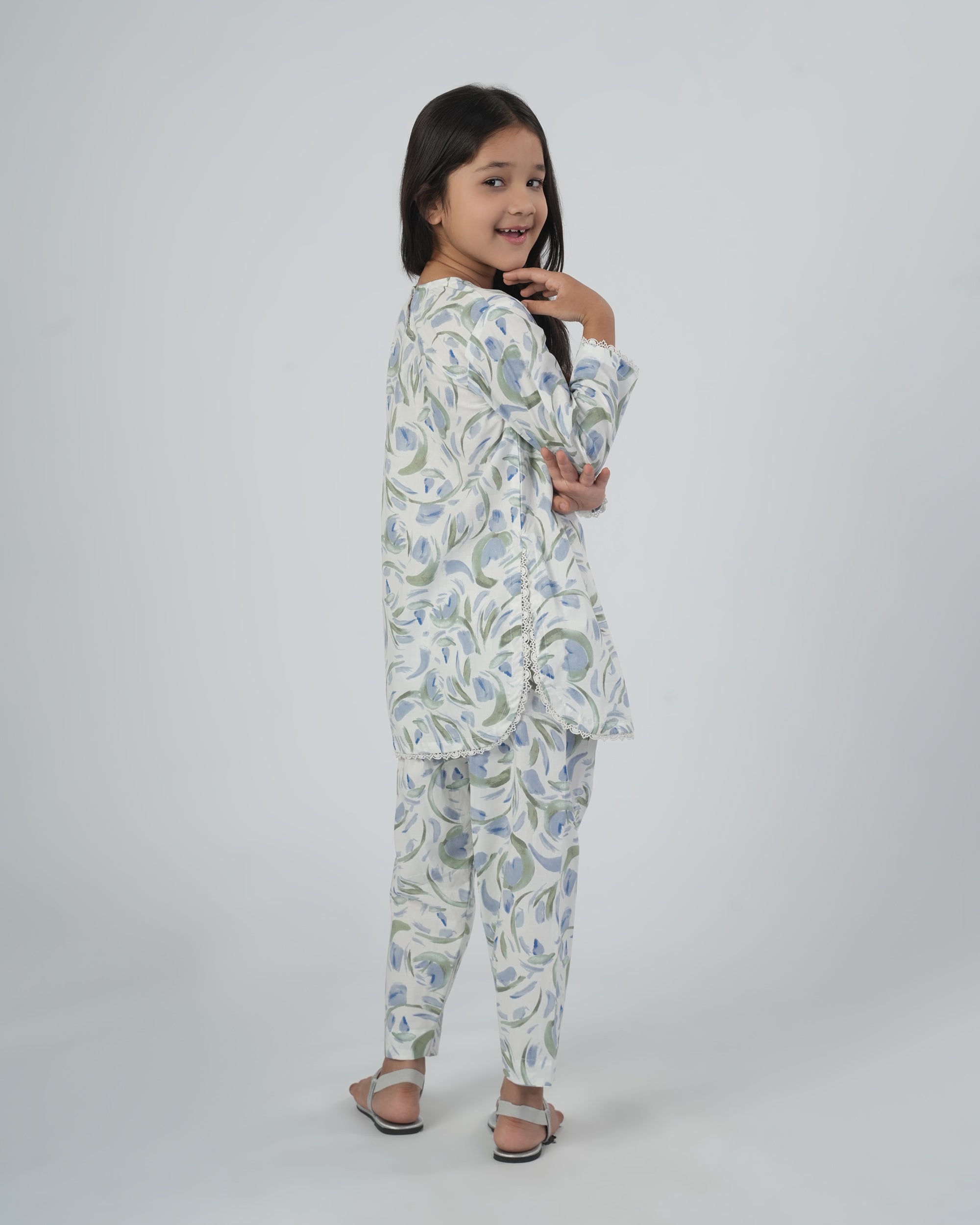 Valuables Girls Shalwar Kameez, Girls Shalwar Kameez, Chase Value, Chase Value