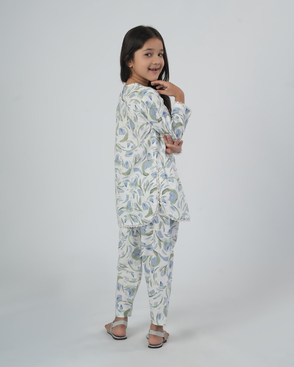 Valuables Girls Shalwar Kameez, Girls Shalwar Kameez, Chase Value, Chase Value