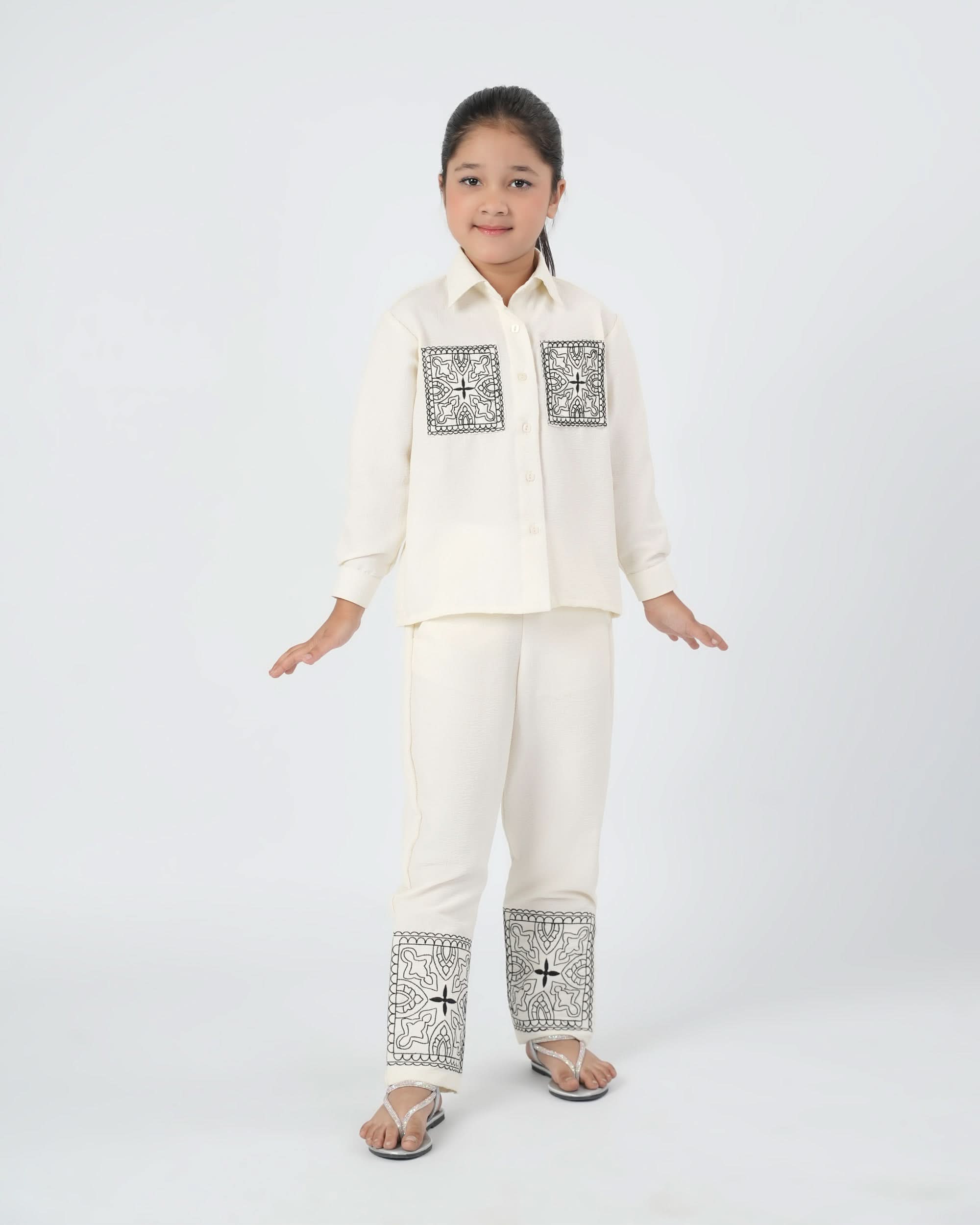 Eminent Girls Suit, Girls Full Sleeves Suit, Eminent, Chase Value