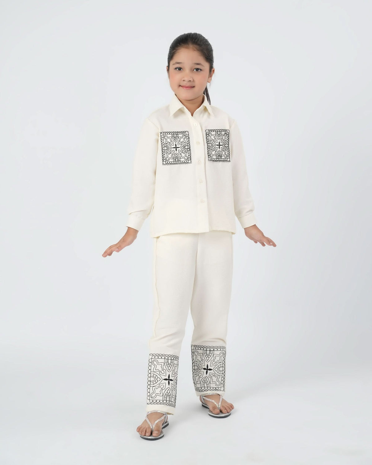 Eminent Girls Suit, Girls Full Sleeves Suit, Eminent, Chase Value