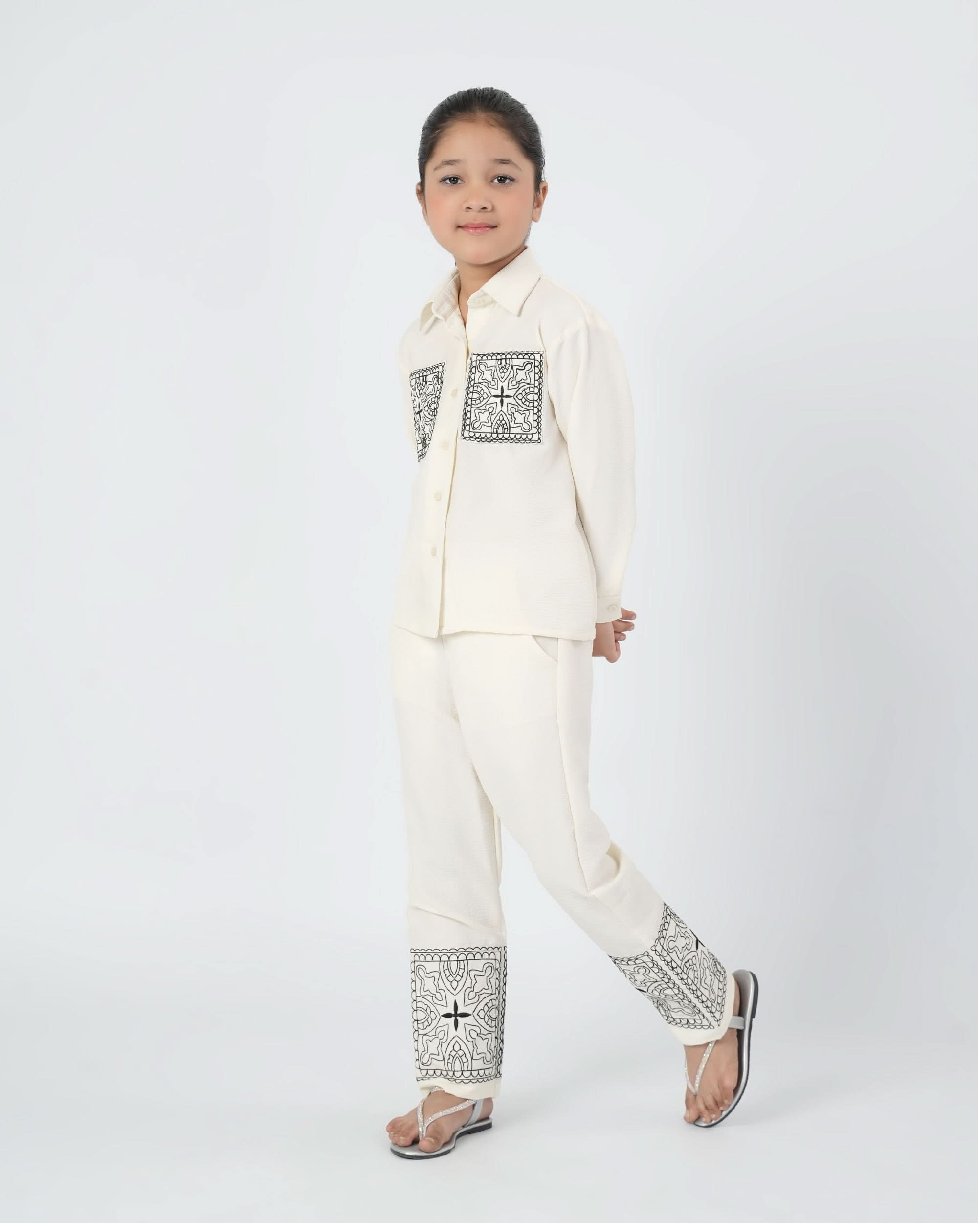 Eminent Girls Suit, Girls Full Sleeves Suit, Eminent, Chase Value