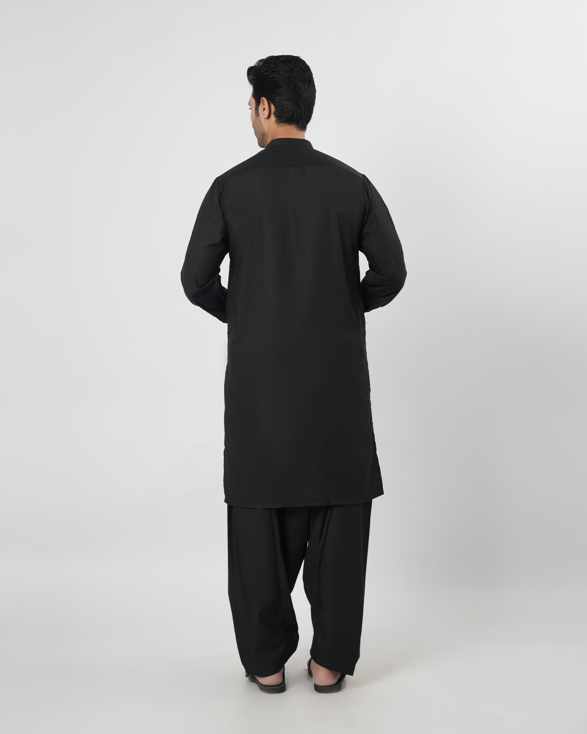 Valuables Men’s Plain Shalwar Kameez