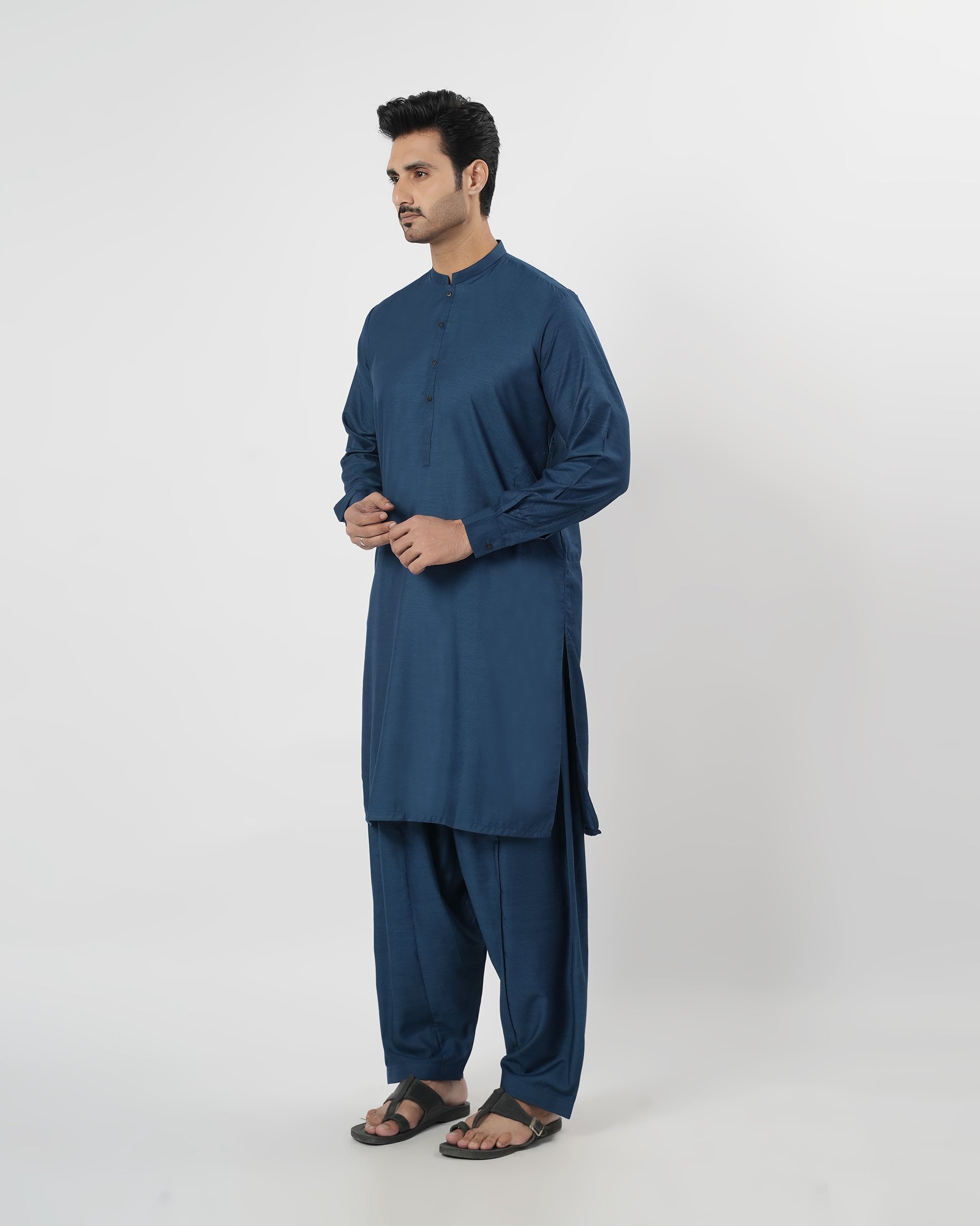 Valuables Men’s Plain Shalwar Kameez