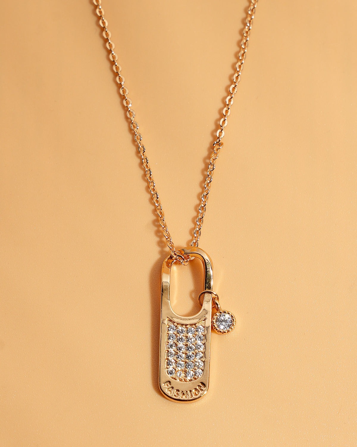 Eminent Women's Locket Set