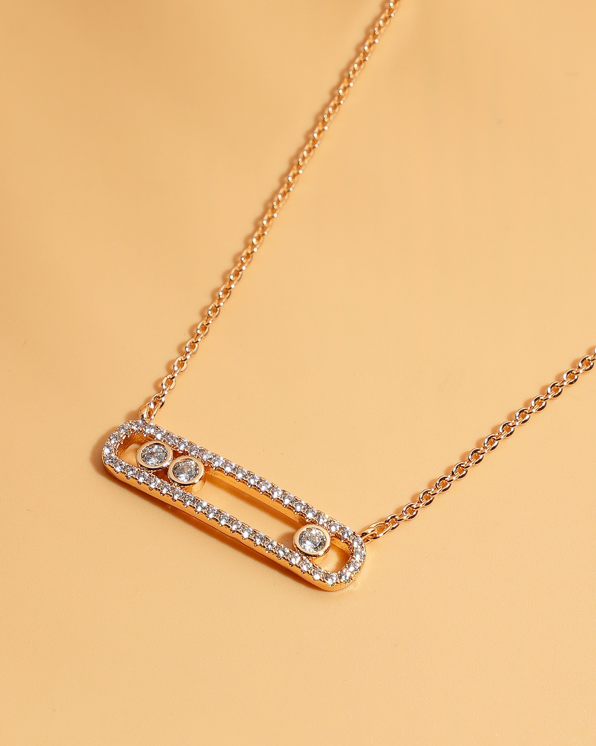 Eminent Women's Locket Set