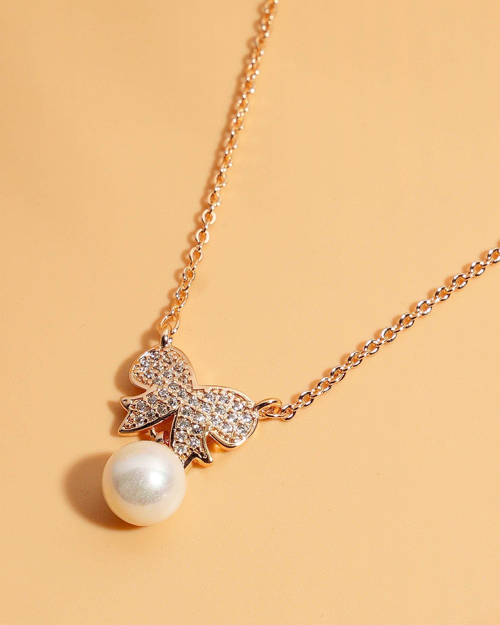 Eminent Women's Locket Set