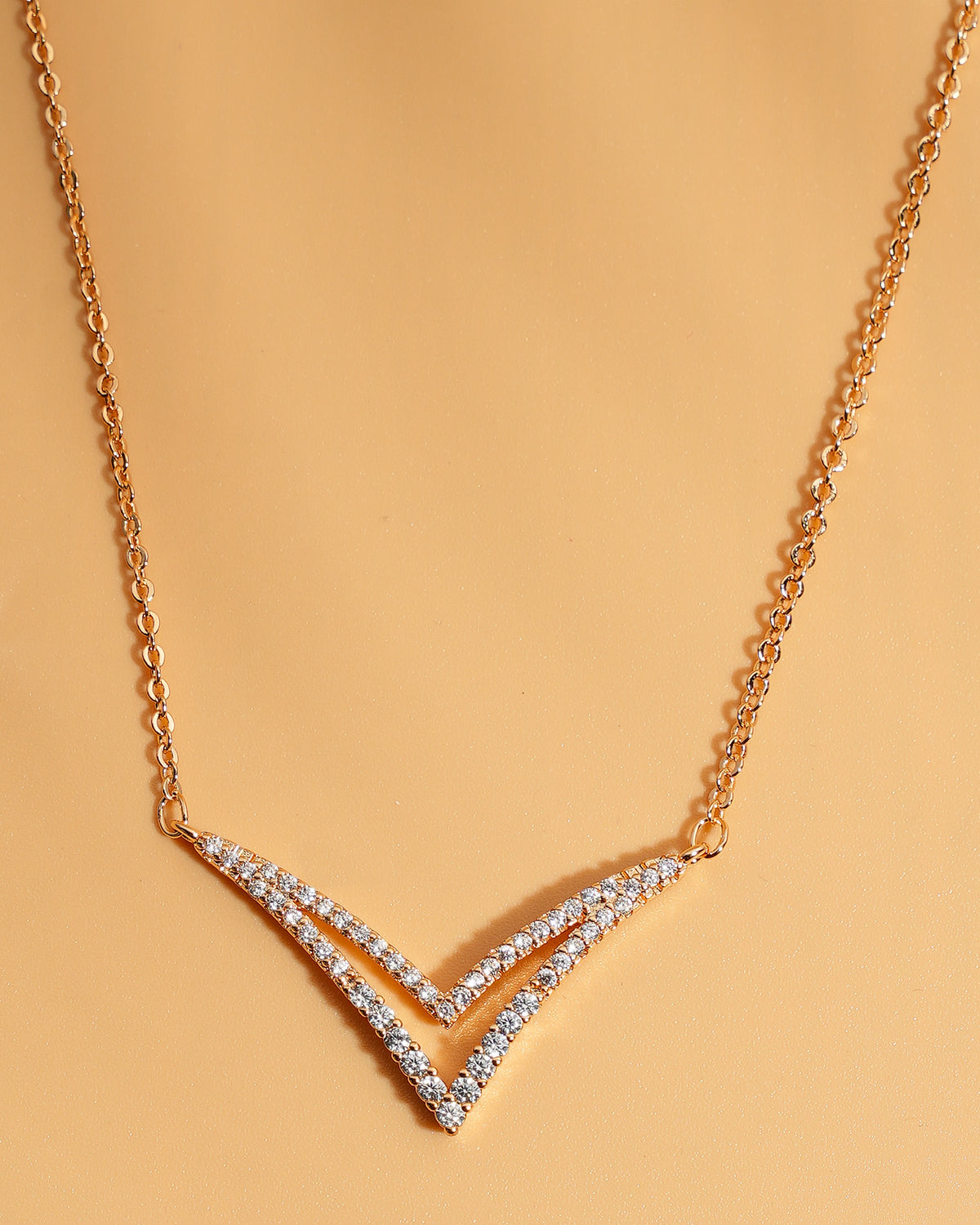 Eminent Women's Locket Set