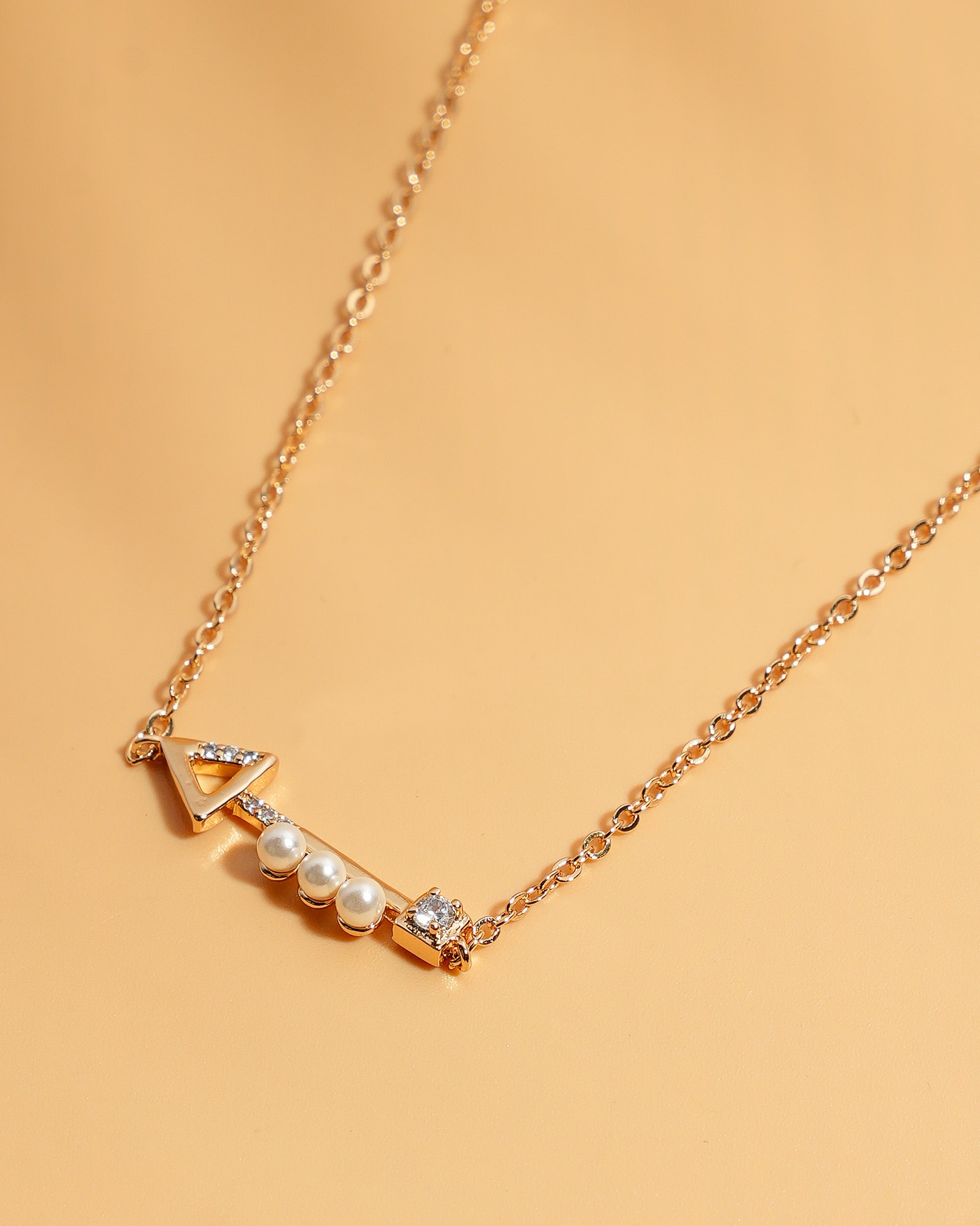 Eminent Women's Locket Set