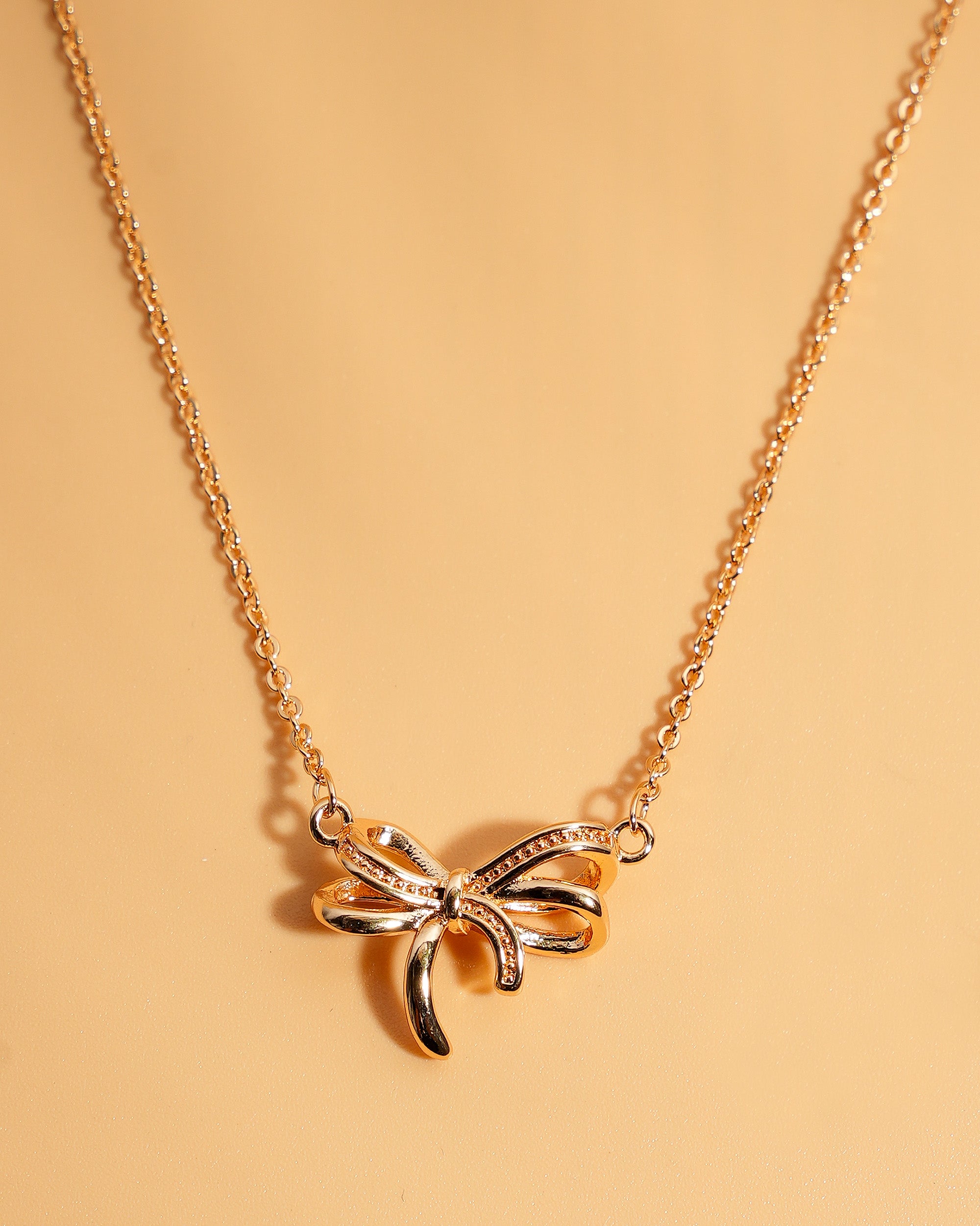 Eminent Women's Locket Set