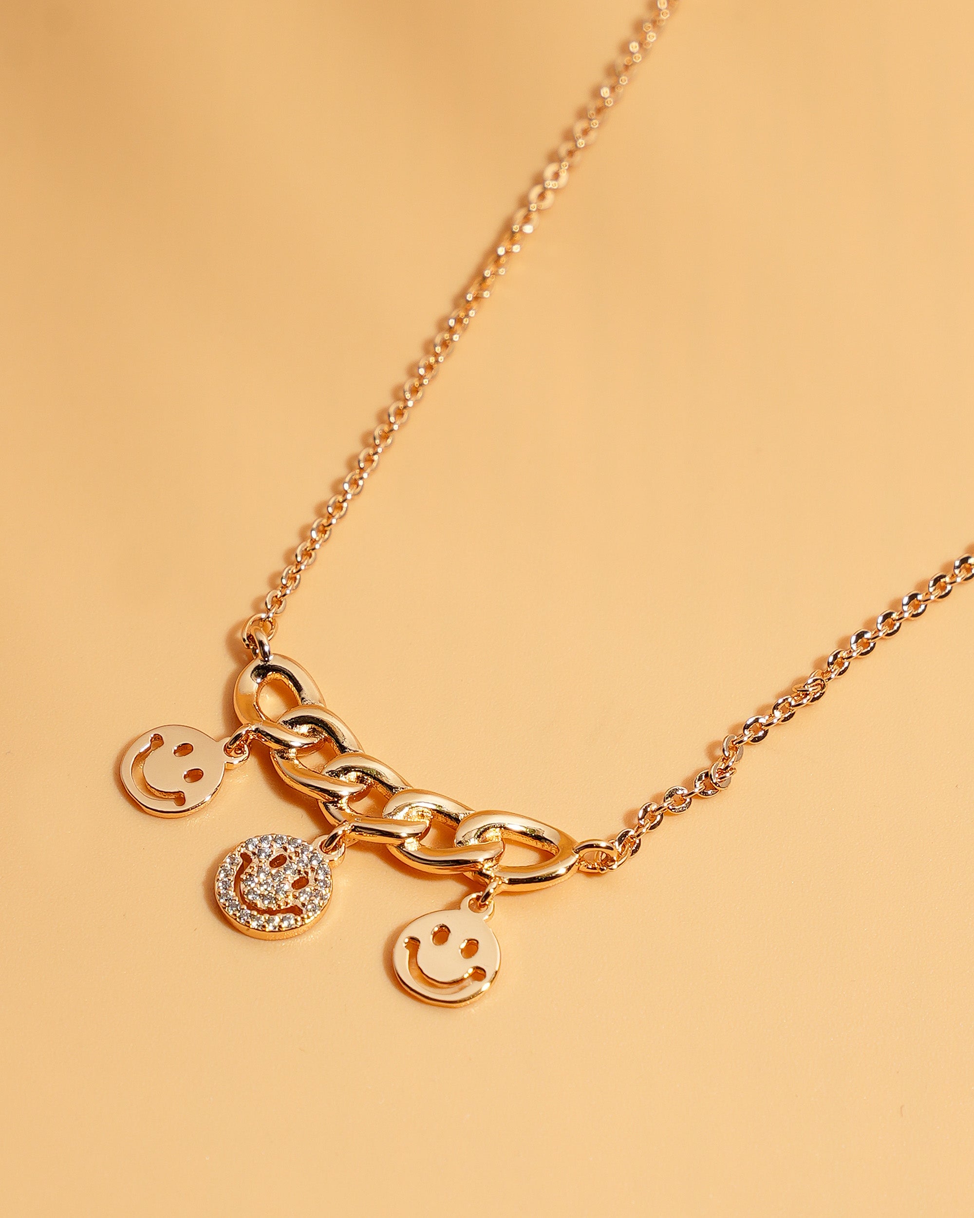 Eminent Women's Locket Set