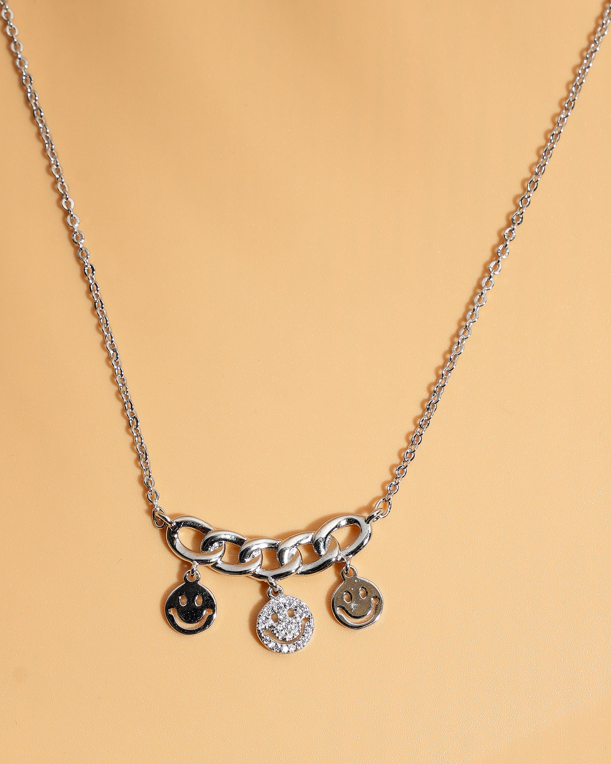 Eminent Women's Locket Set