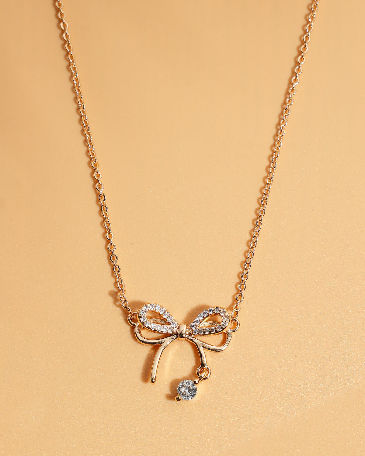 Eminent Women's Locket Set