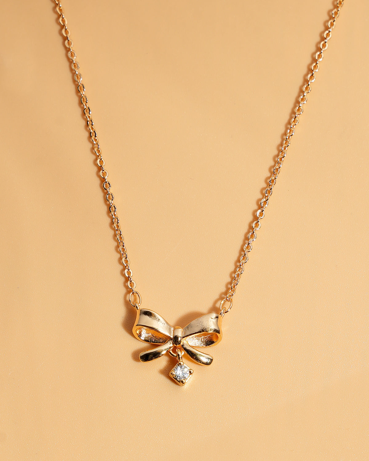 Eminent Women's Locket Set