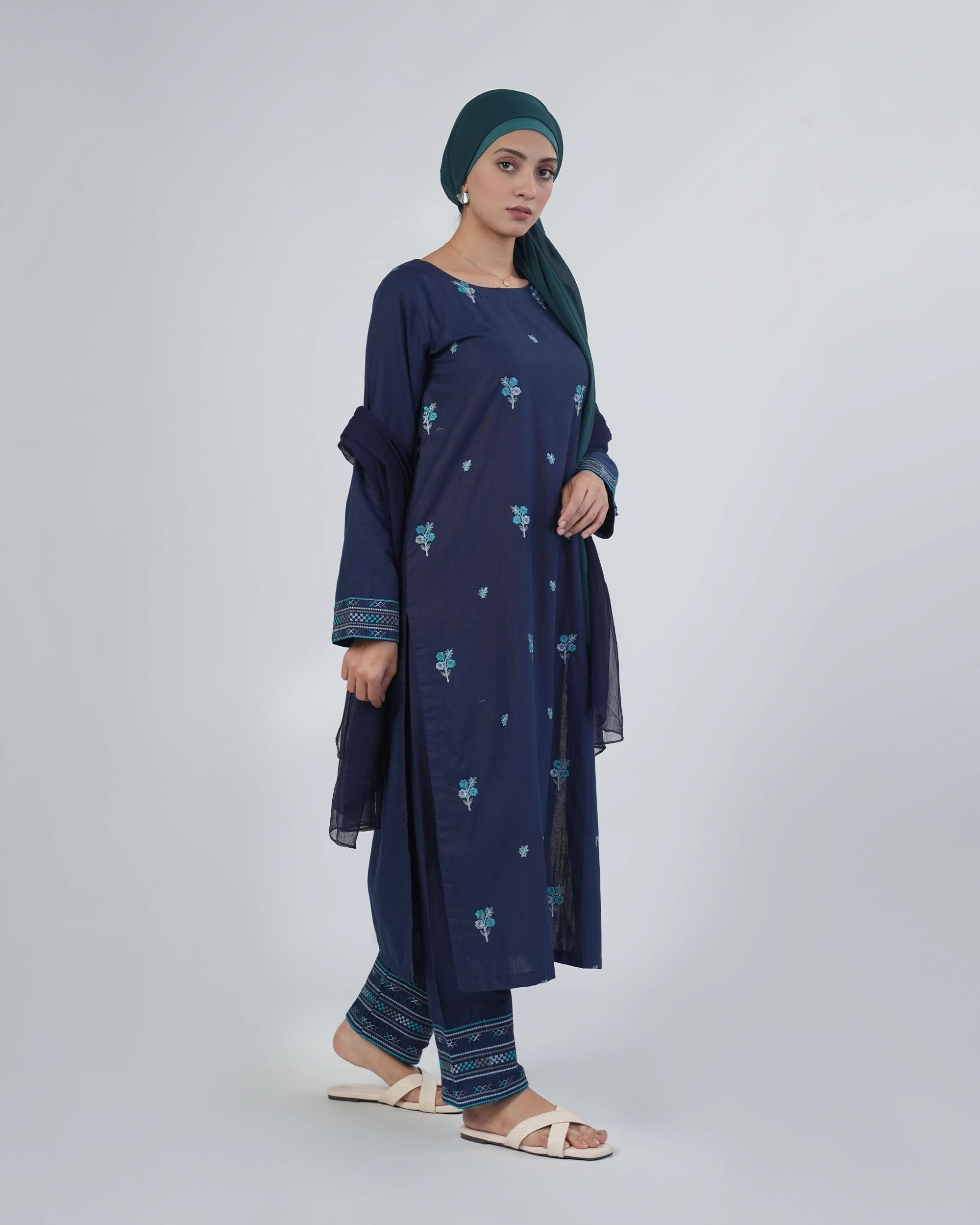 Women's Khaddar Embroidered 3Pcs Suit, Women Shalwar Suits, Chase Value, Chase Value