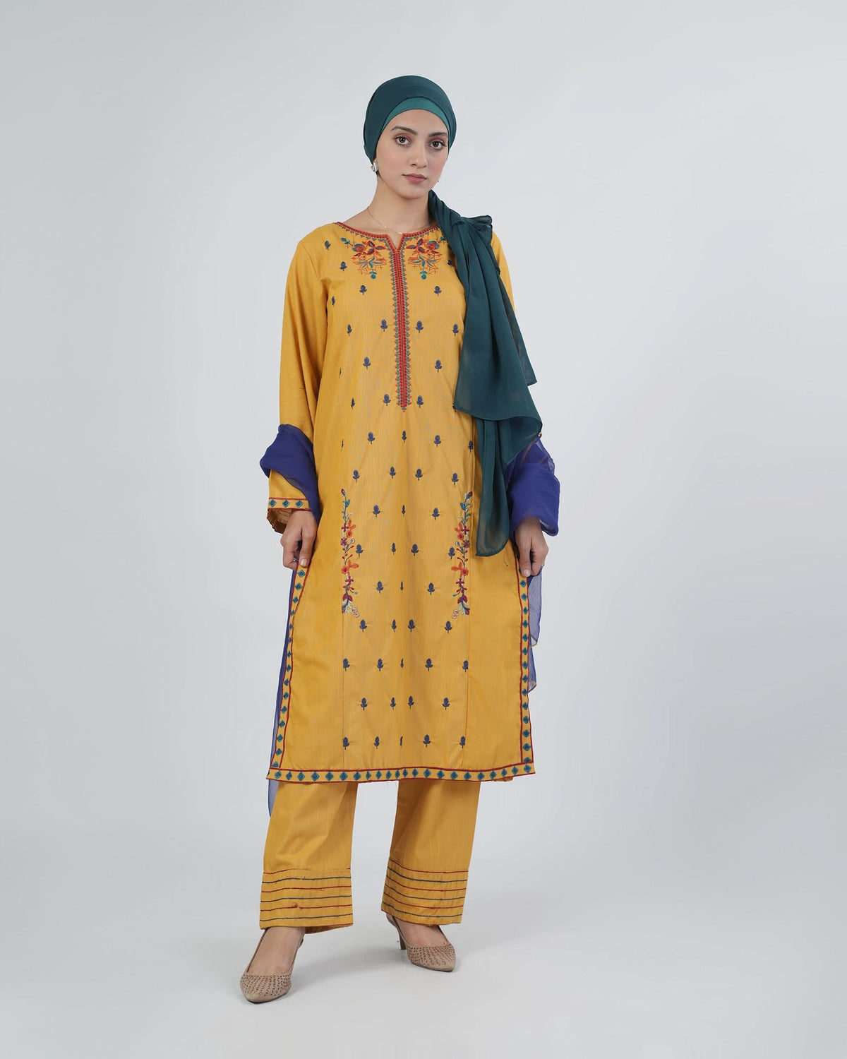 Women's Khaddar Embroidered 3Pcs Suit, Women Shalwar Suits, Chase Value, Chase Value