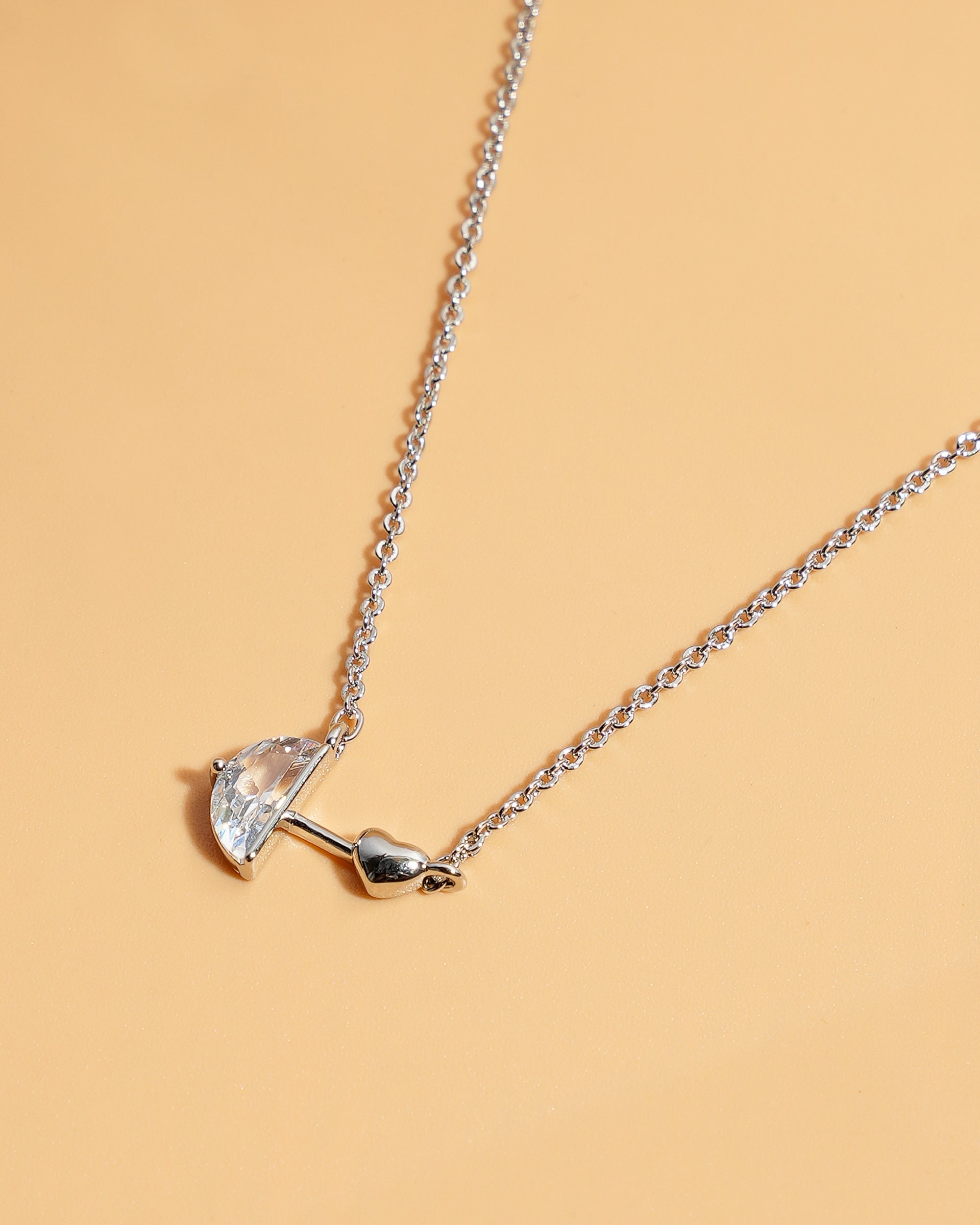 Eminent Women's Locket Set