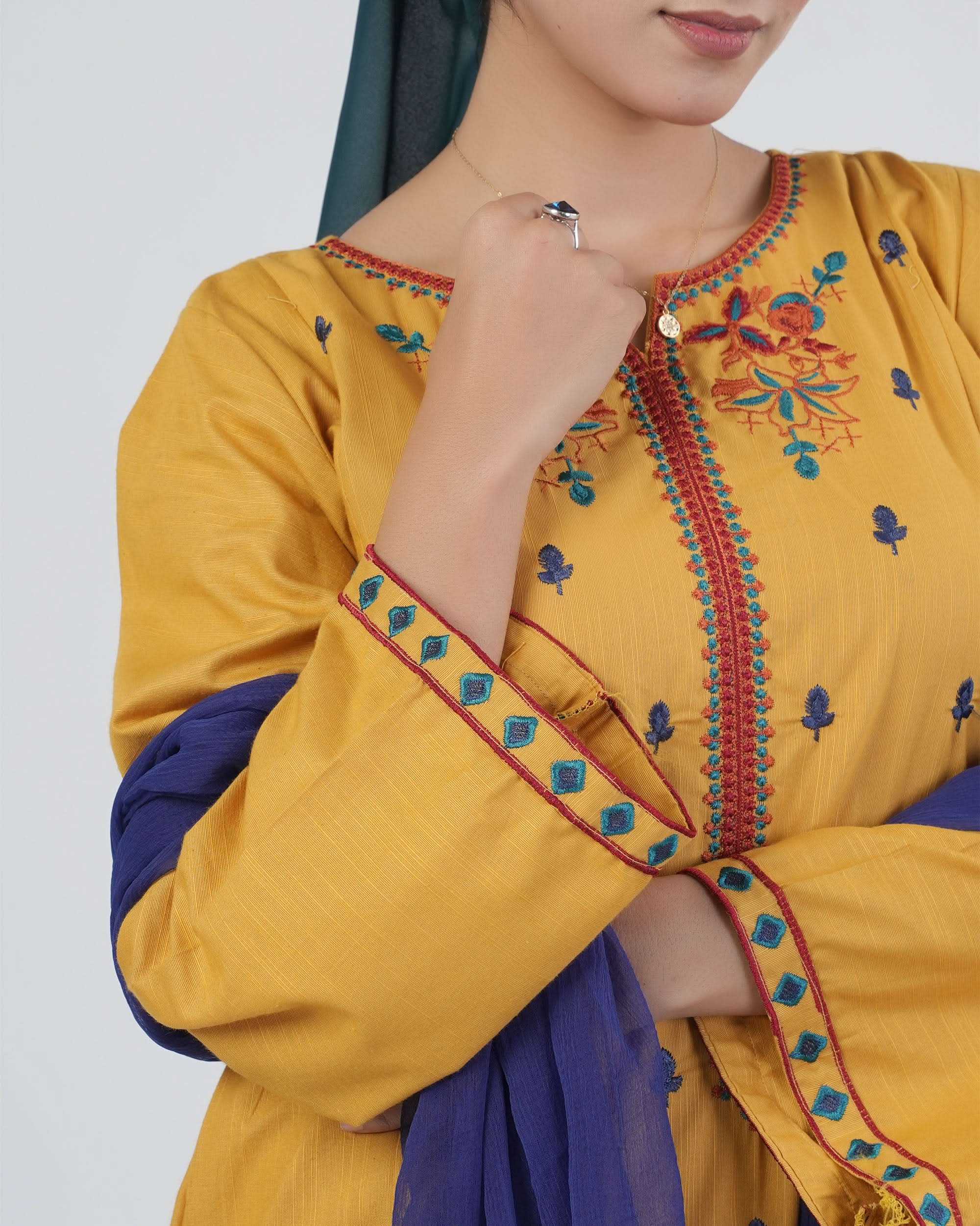 Women's Khaddar Embroidered 3Pcs Suit, Women Shalwar Suits, Chase Value, Chase Value