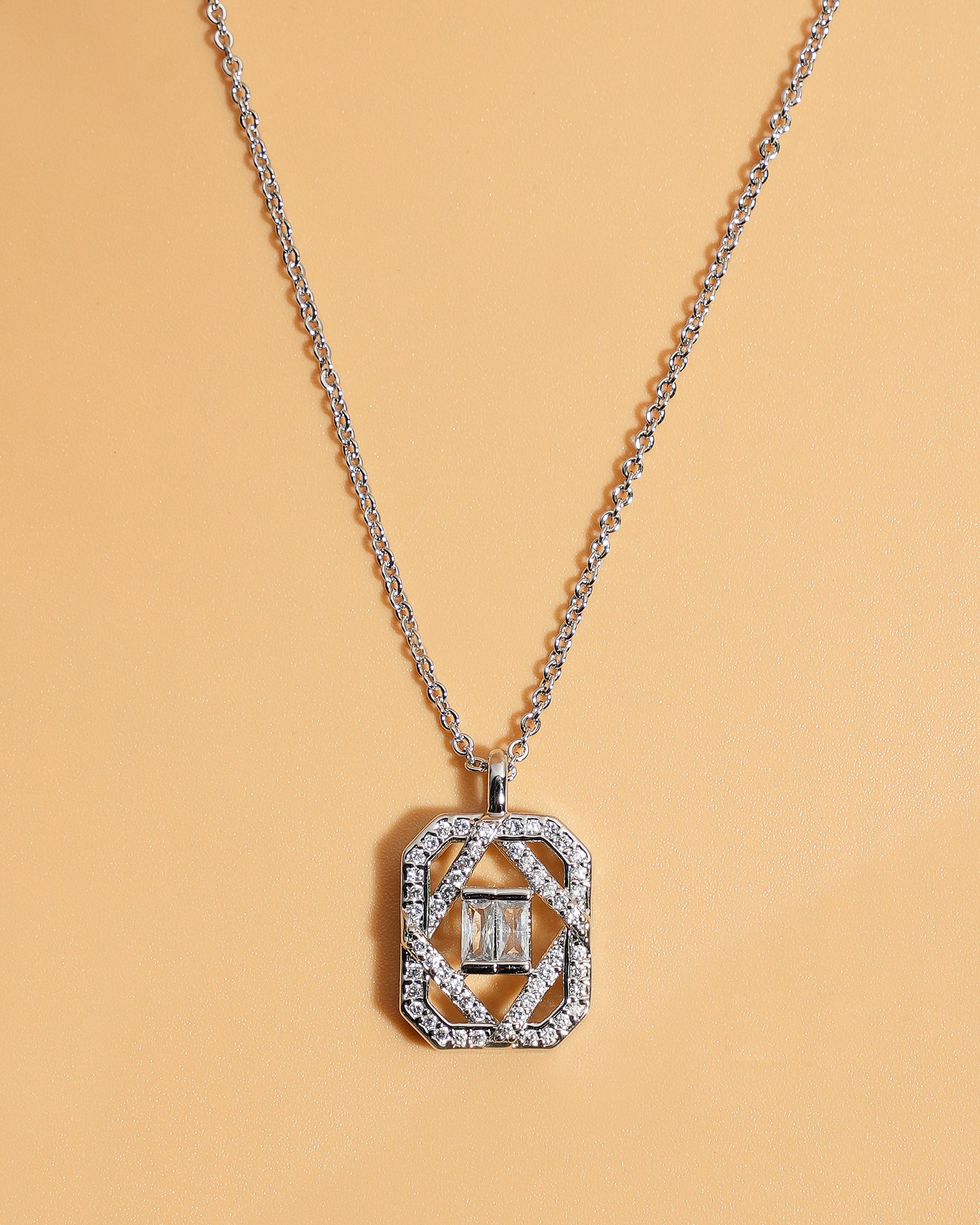Eminent Women's Locket Set