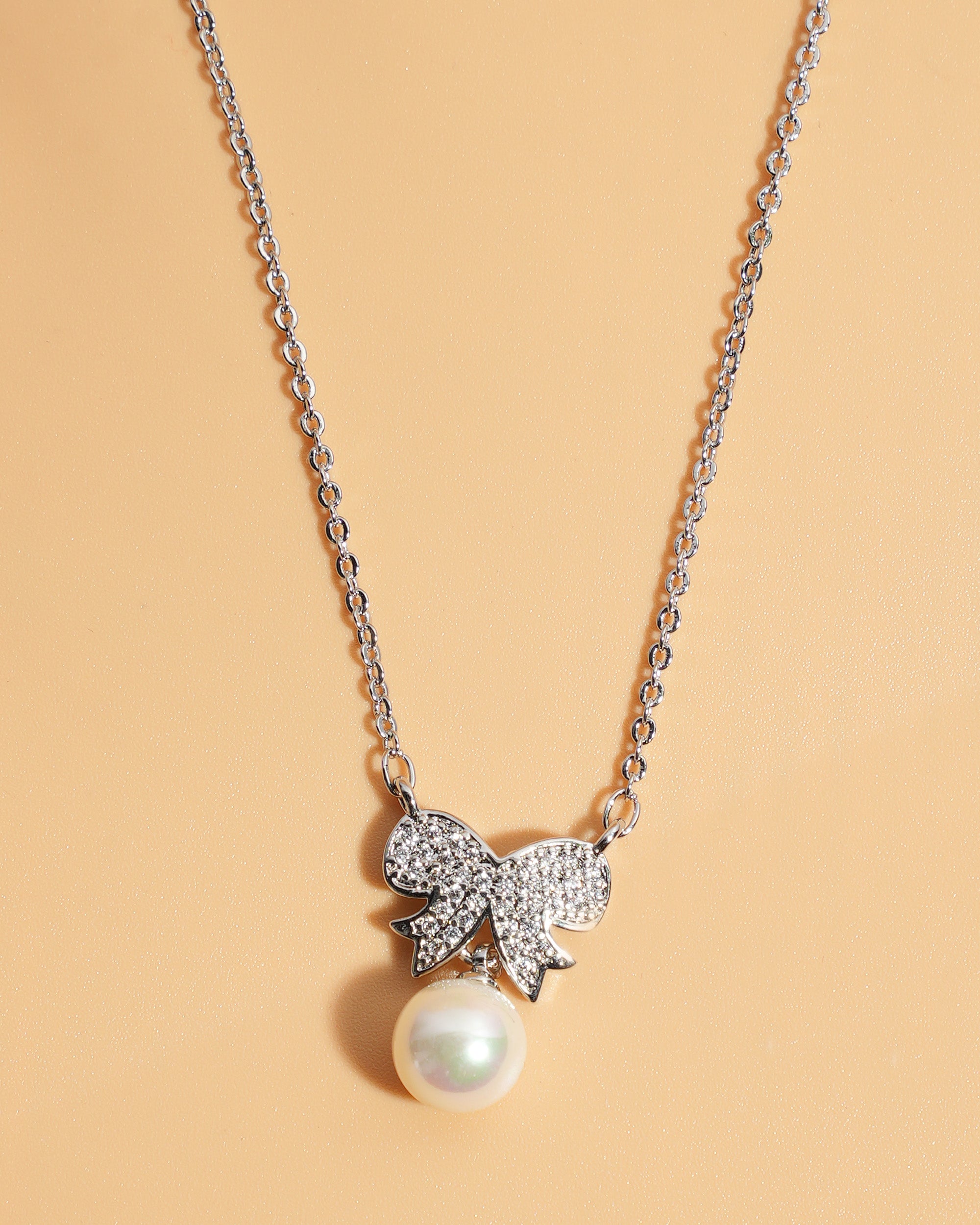 Eminent Women's Locket Set