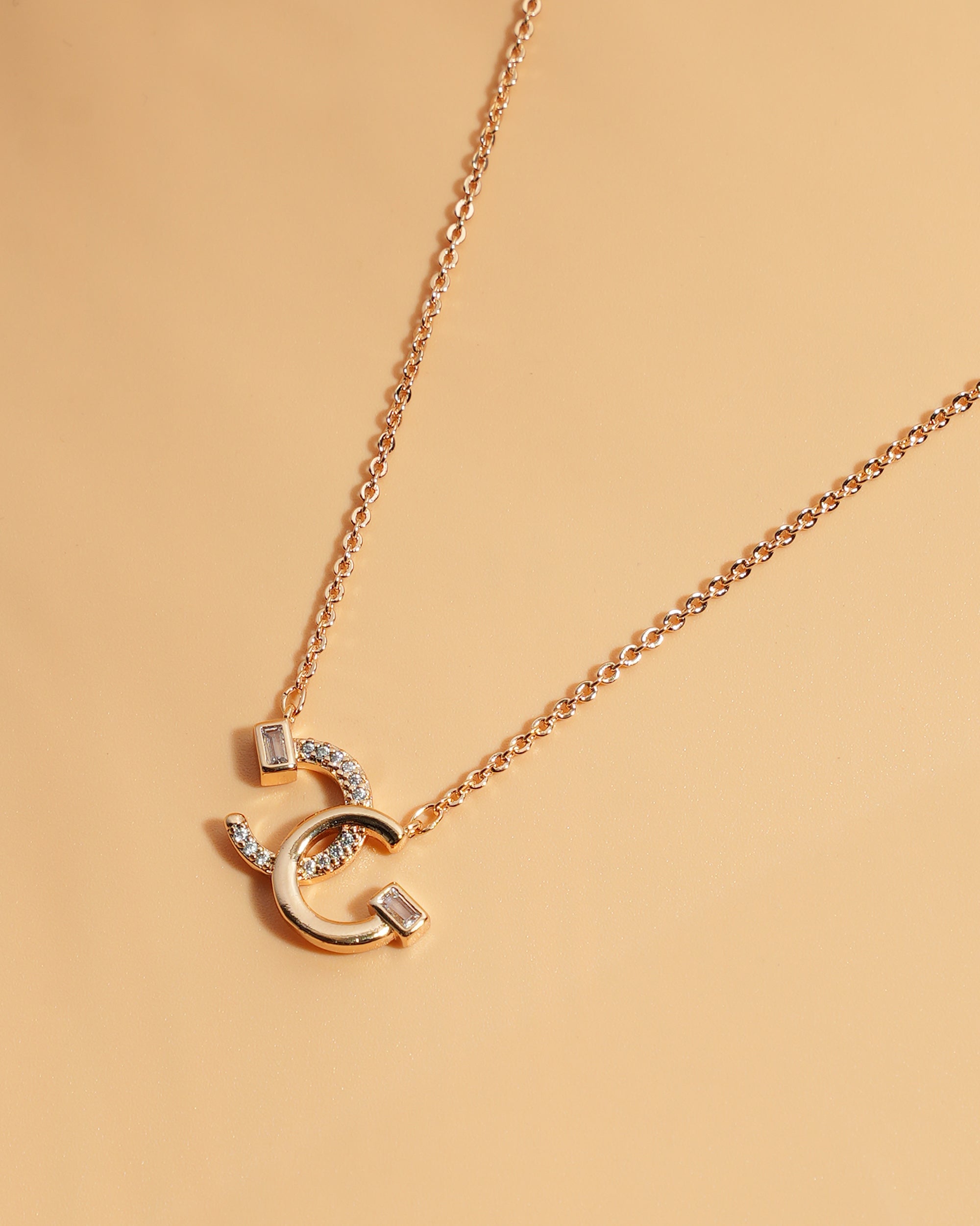 Eminent Women's Locket Set