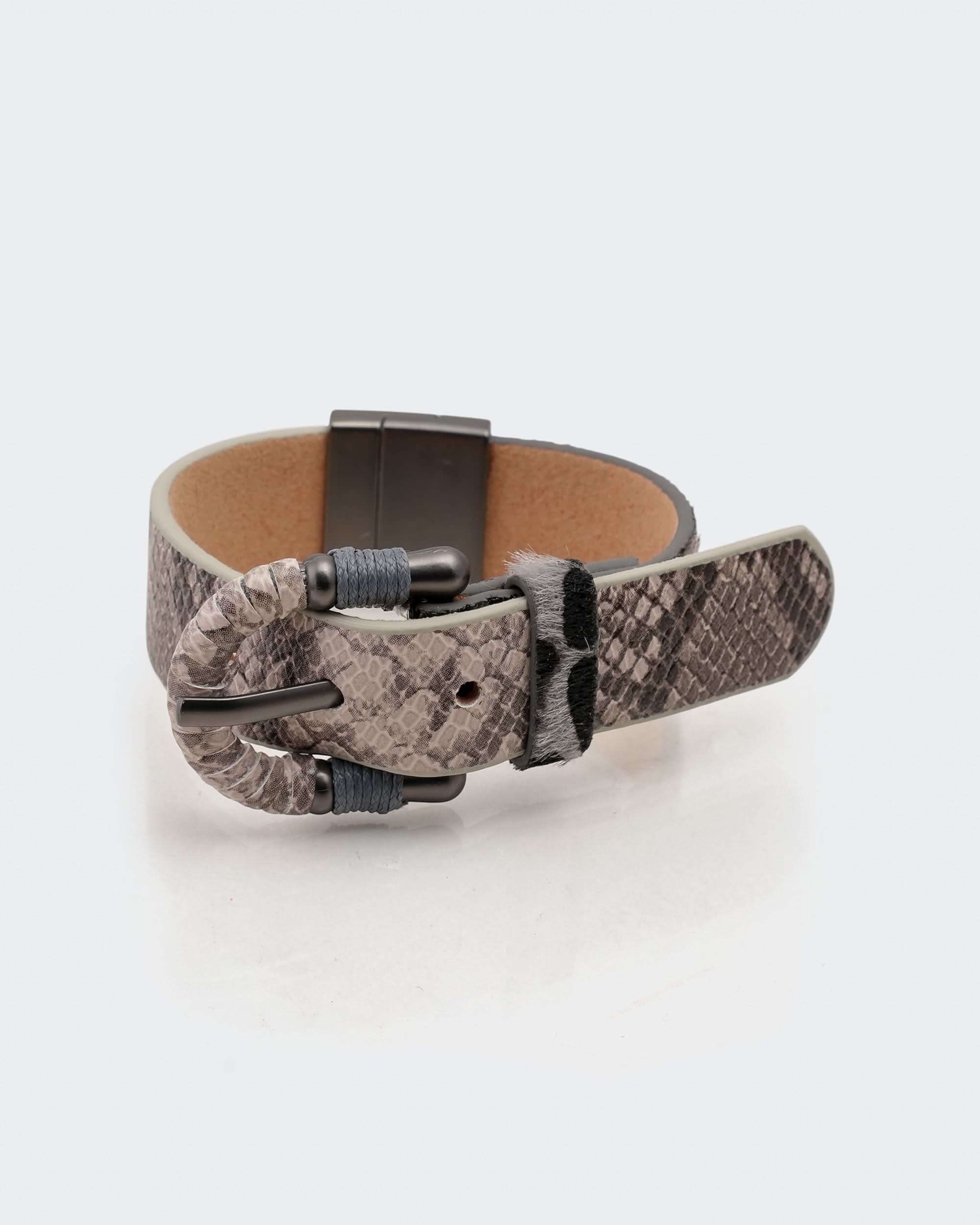 Eminent Women's Bracelet, Women Bangles & Bracelets, Eminent, Chase Value