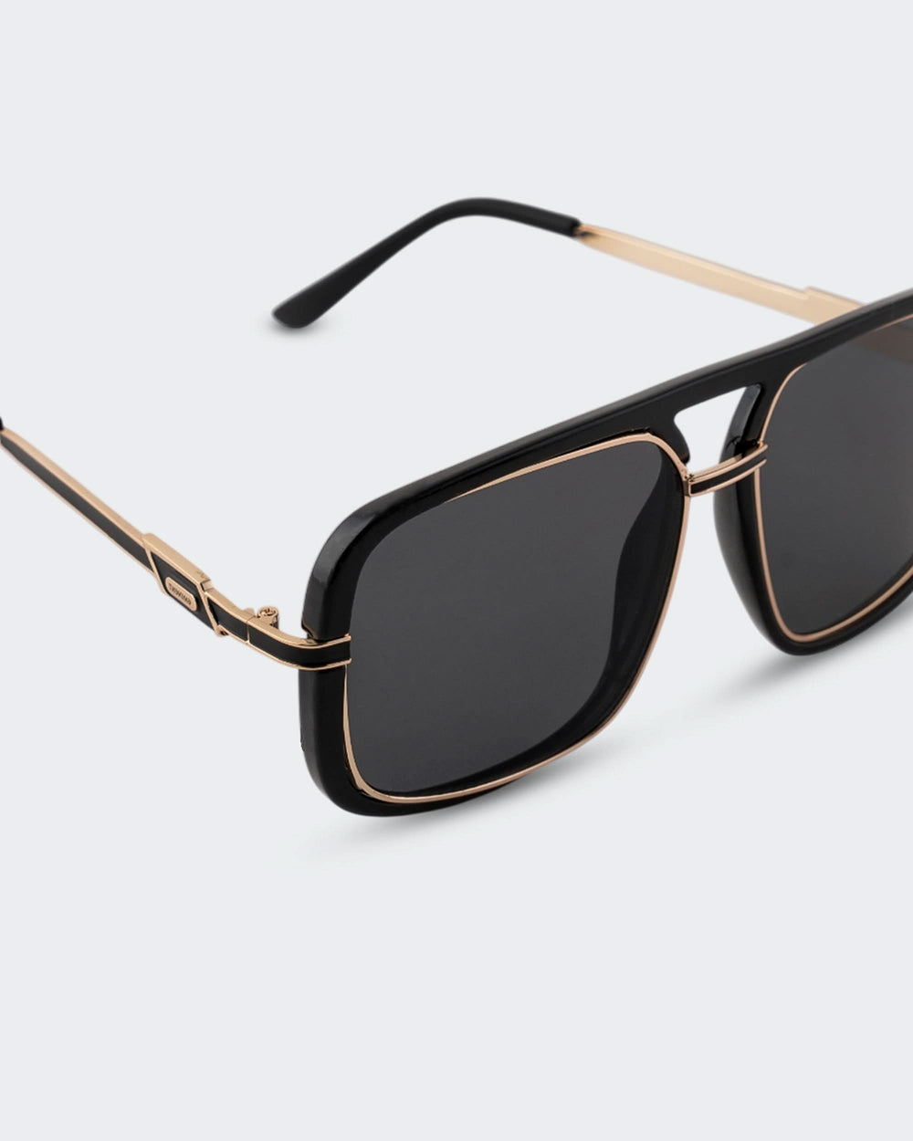 Eminent Classic Navigator Sunglasses, Women's Sunglasses, Eminent, Chase Value