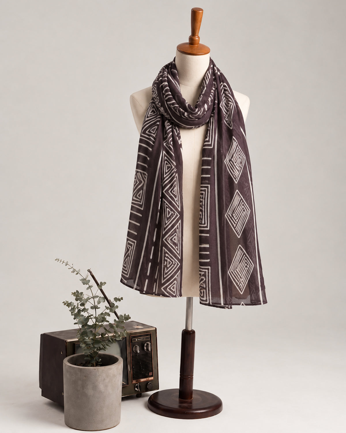 Eminent Women's Stole