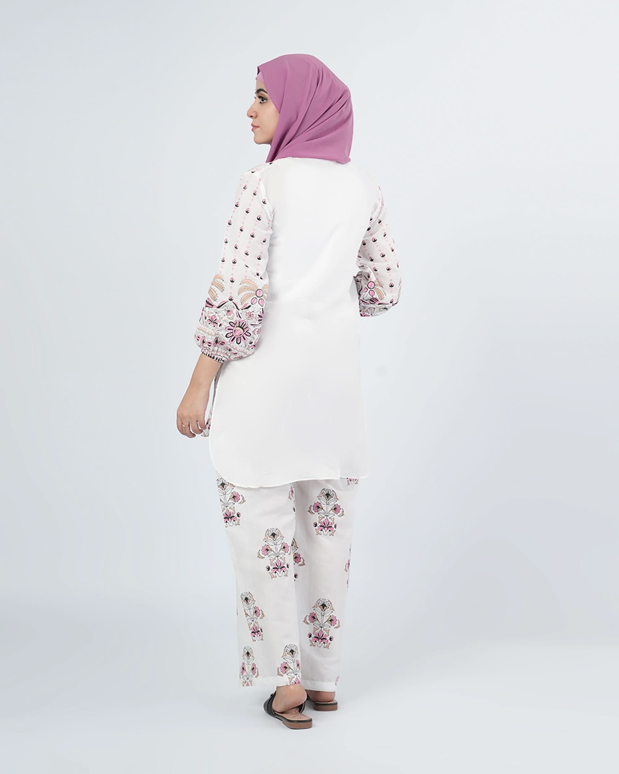Valuables Women Printed 2-Piece Suit, Women Shalwar Suits, Chase Value, Chase Value